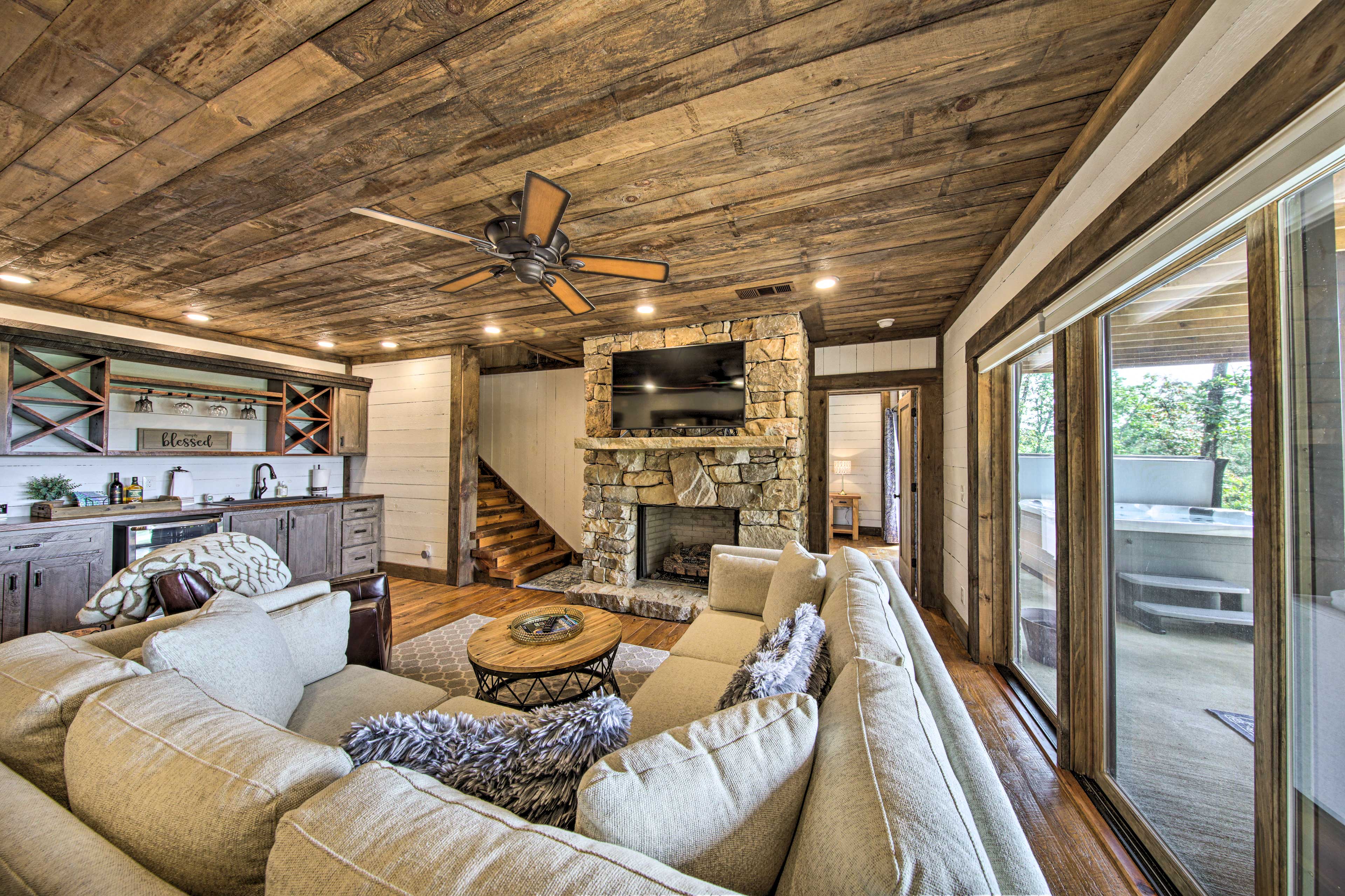 Lounge Area | Smart TV | Wood-Burning Fireplace