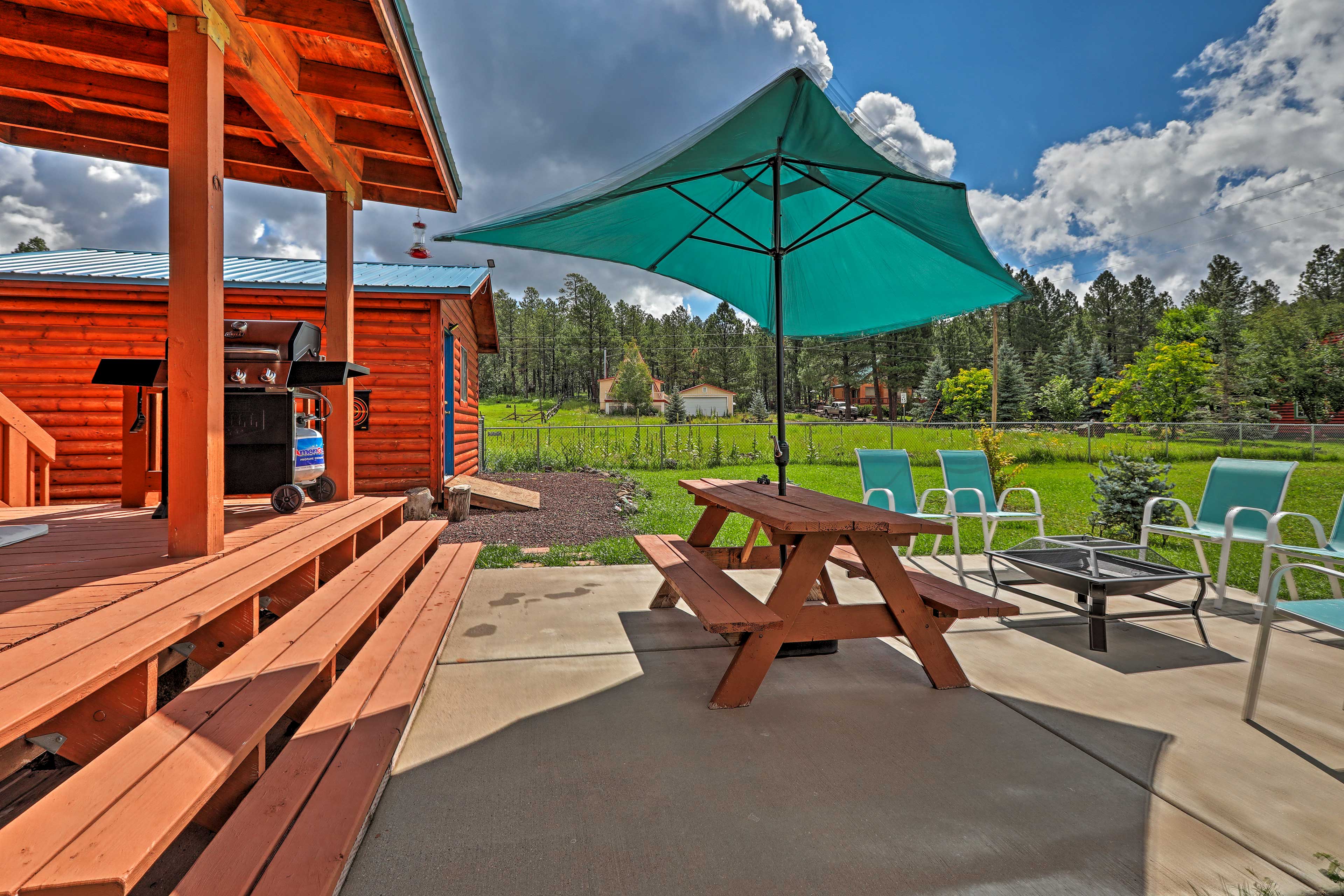 Outdoor Dining Area