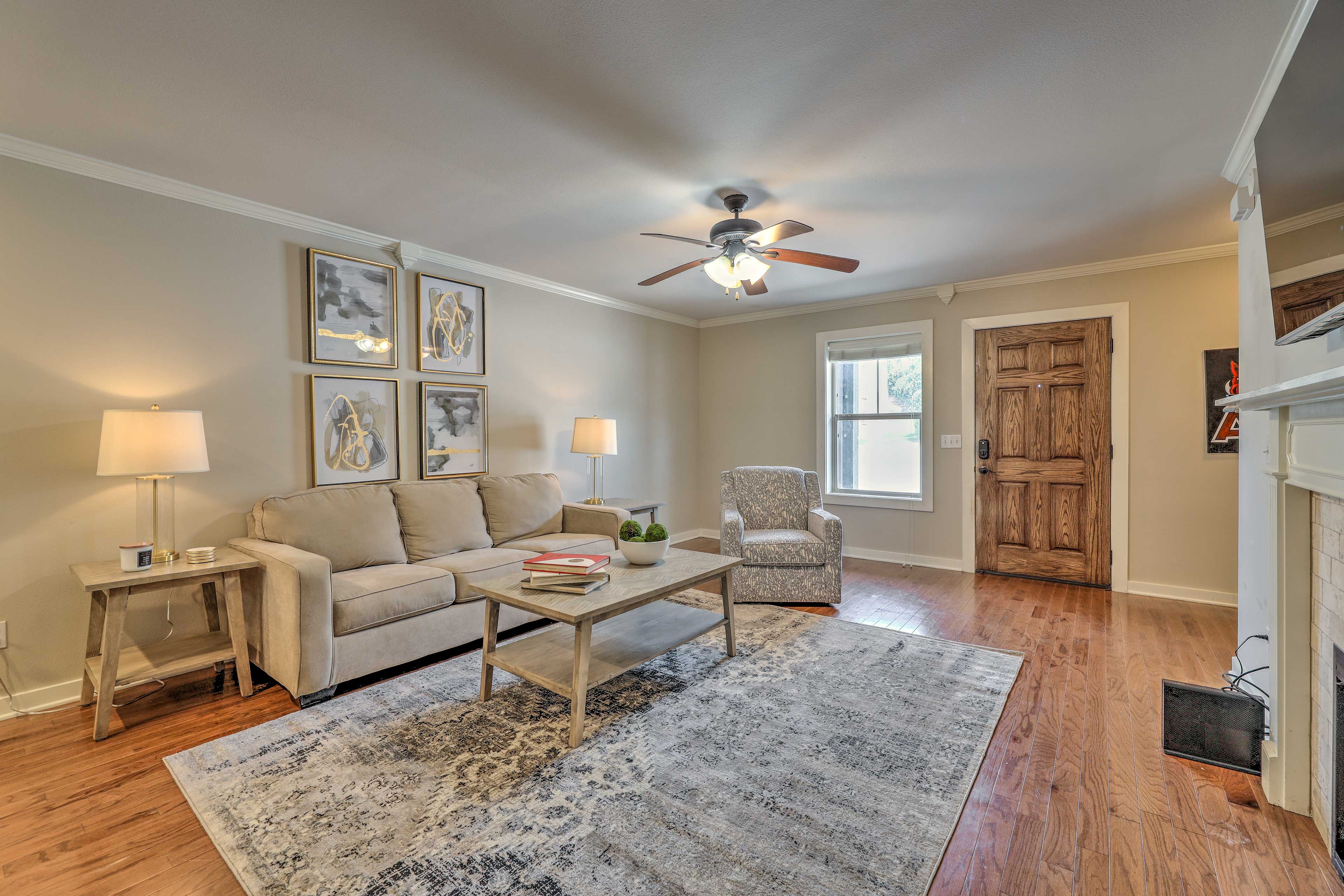 Living Room | Gas Fireplace | Central A/C & Heating