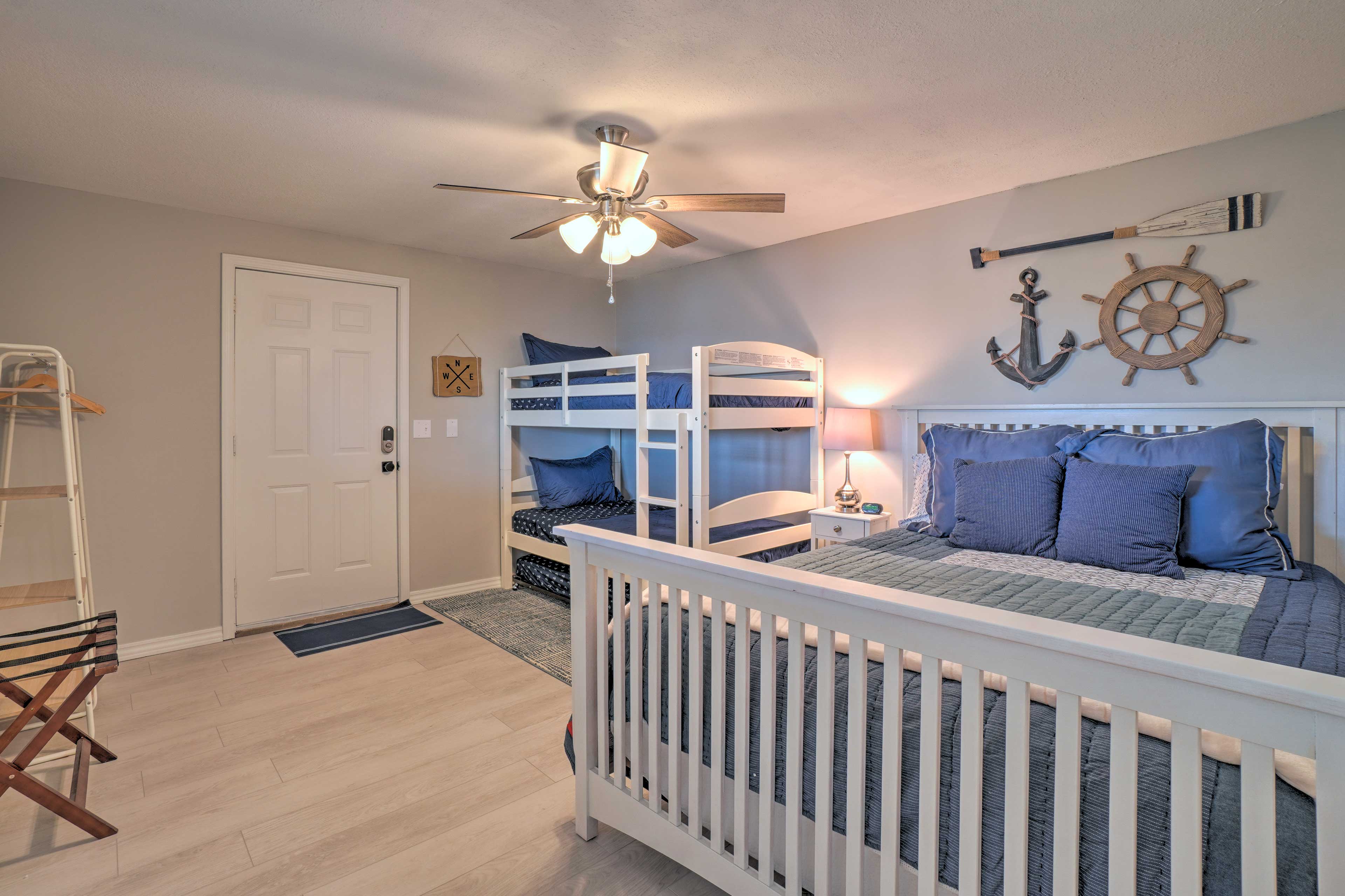 Bedroom 3 | Queen Bed | Twin Bunk Bed