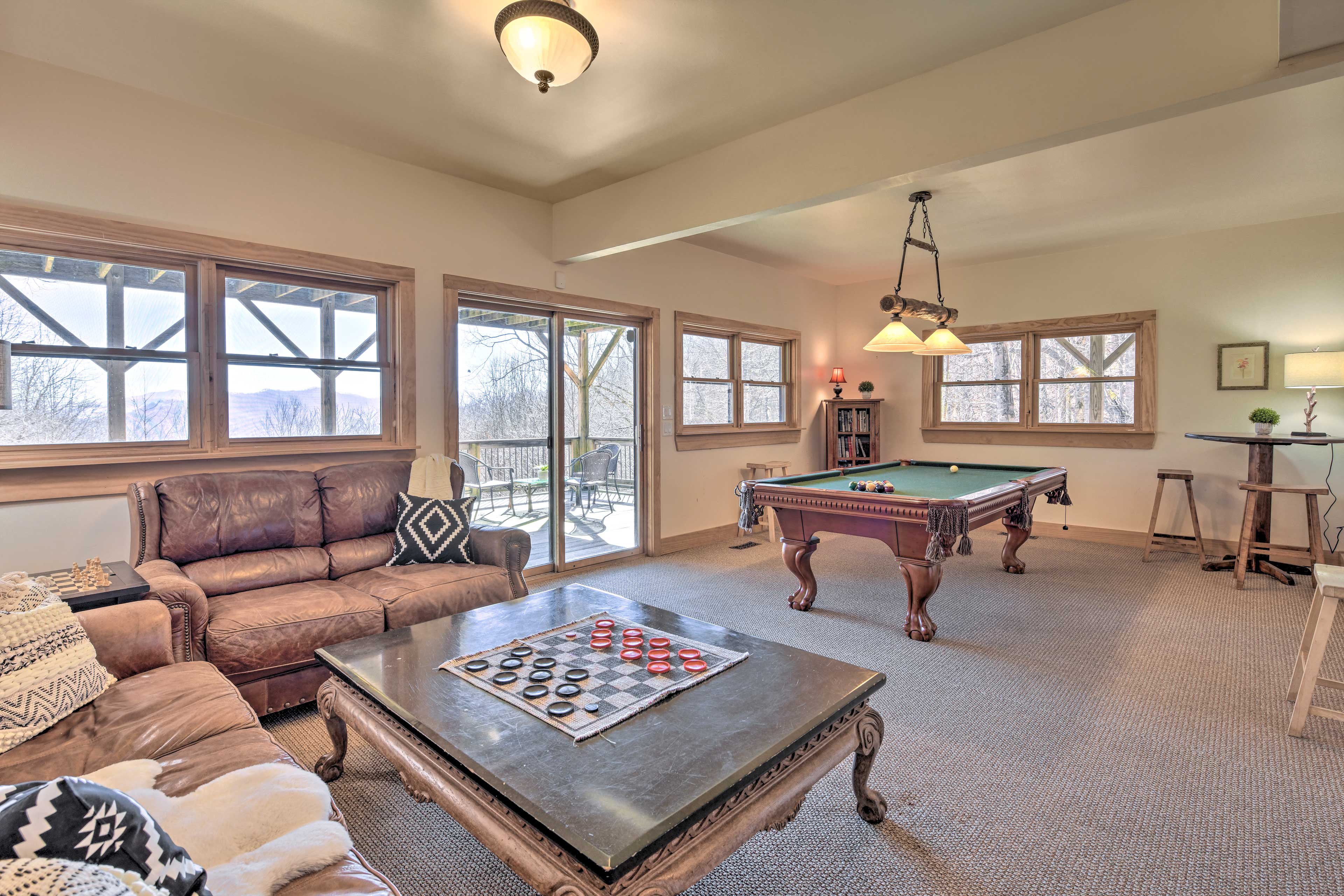 Game Room | Pool Table