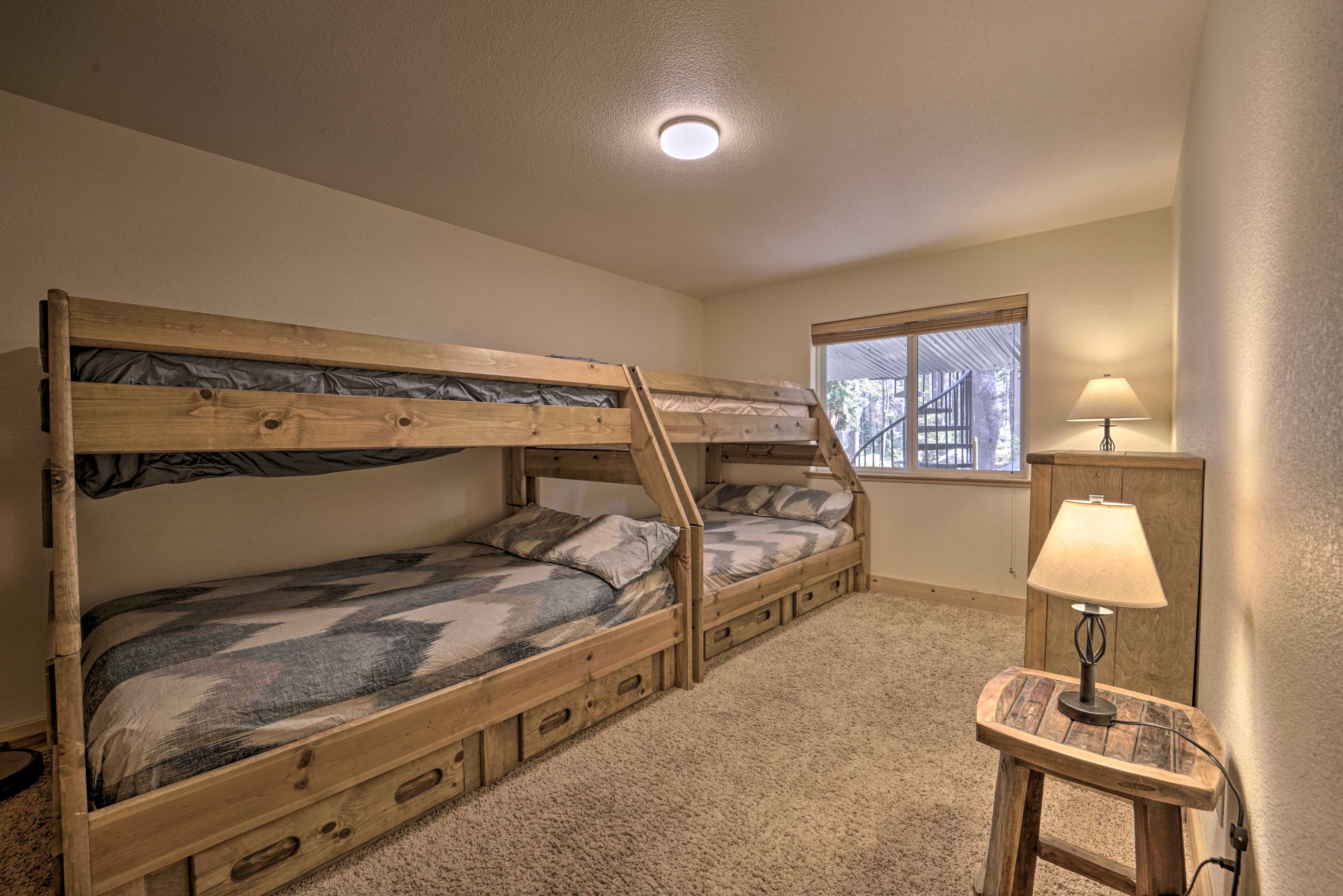 Bedroom 3 | 2 Twin/Full Bunk Beds