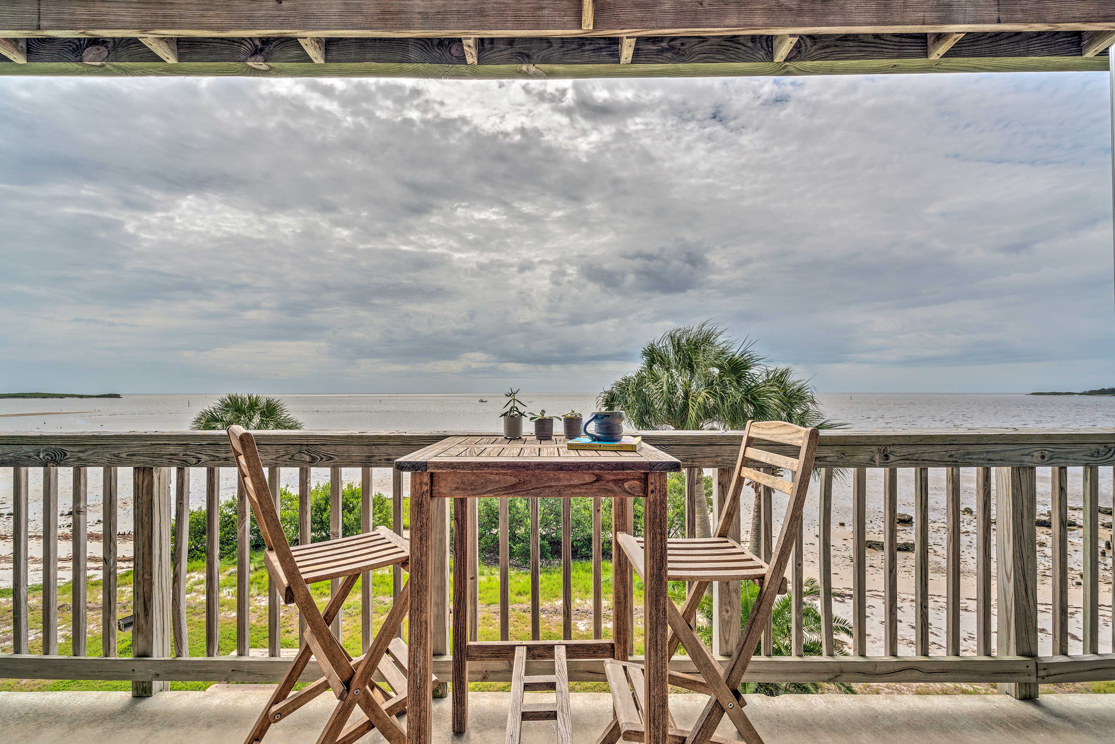 Cedar Key Vacation Rental | 1BR | 1BA | 780 Sq Ft | Stairs Required