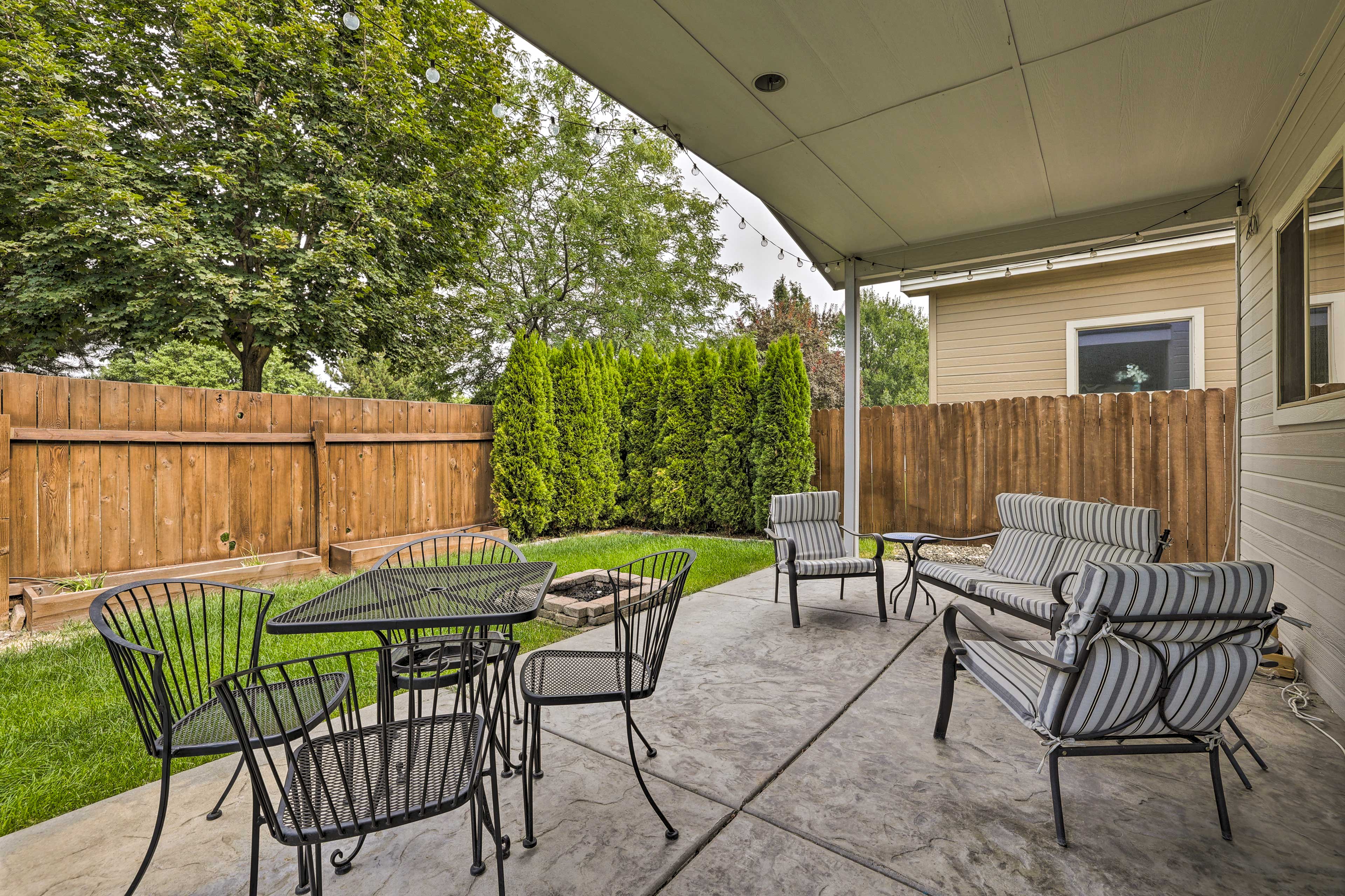 Furnished Back Porch