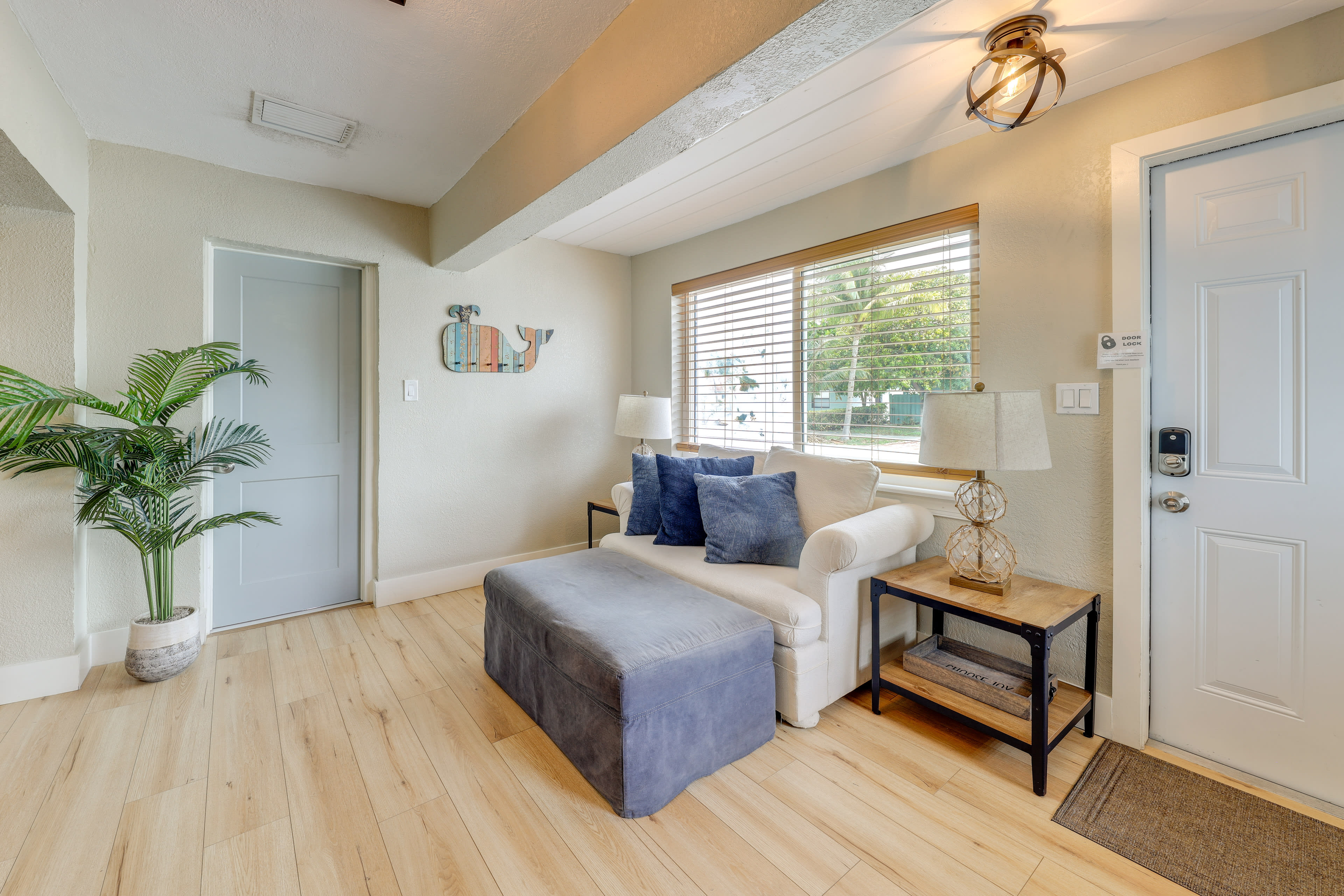 Front Room | Central A/C | Ceiling Fans