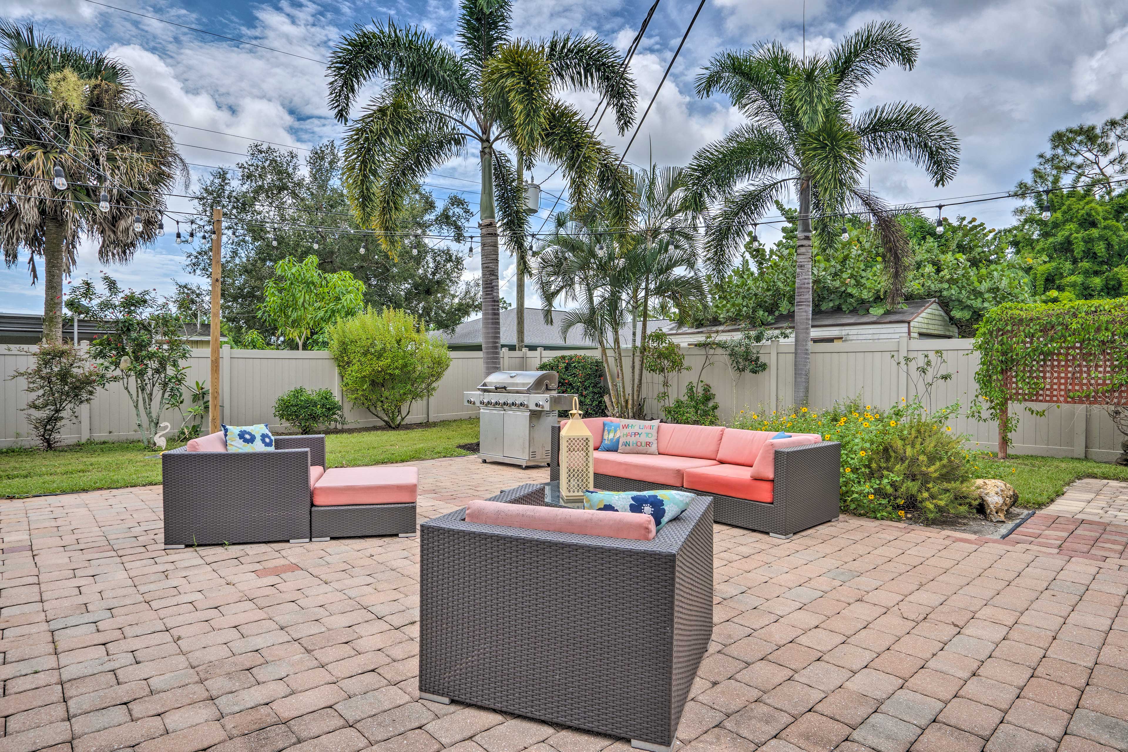 Private Patio | Gas Grill | Privacy Fence