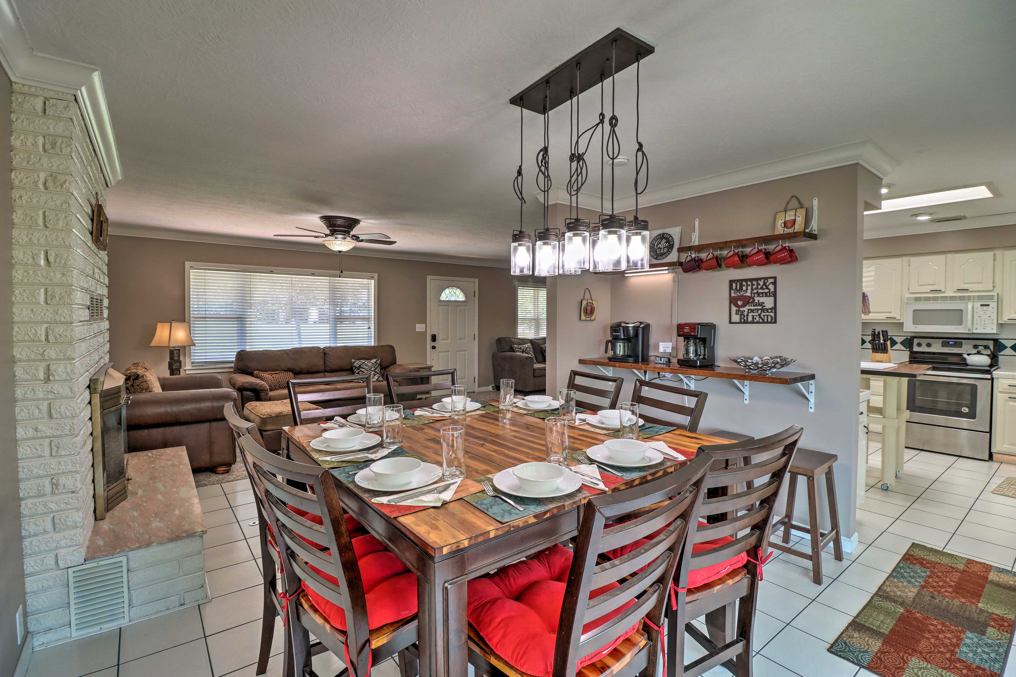 Dining Area | Deck Access