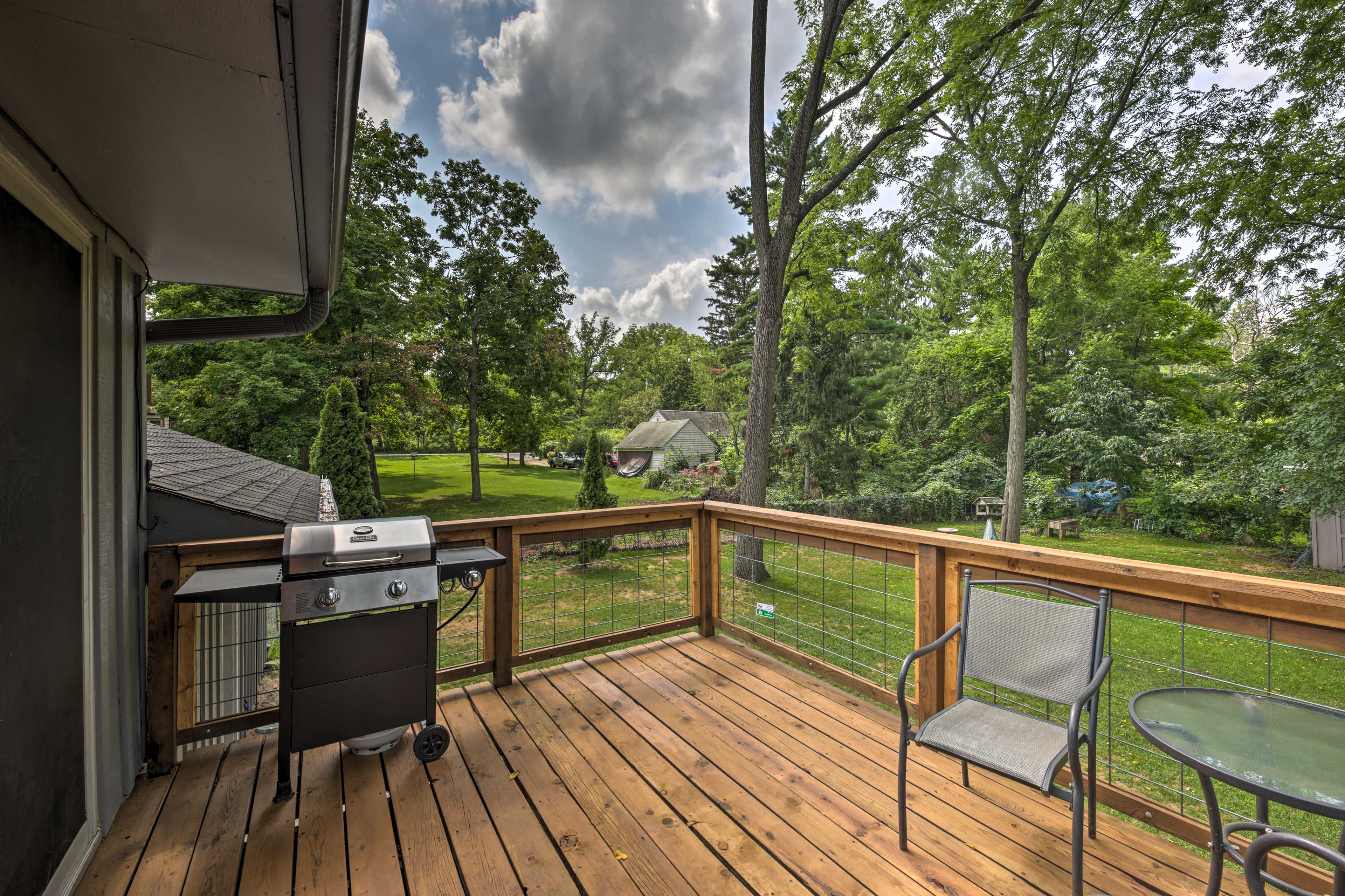 Deck | Stairs Required | Gas Grill