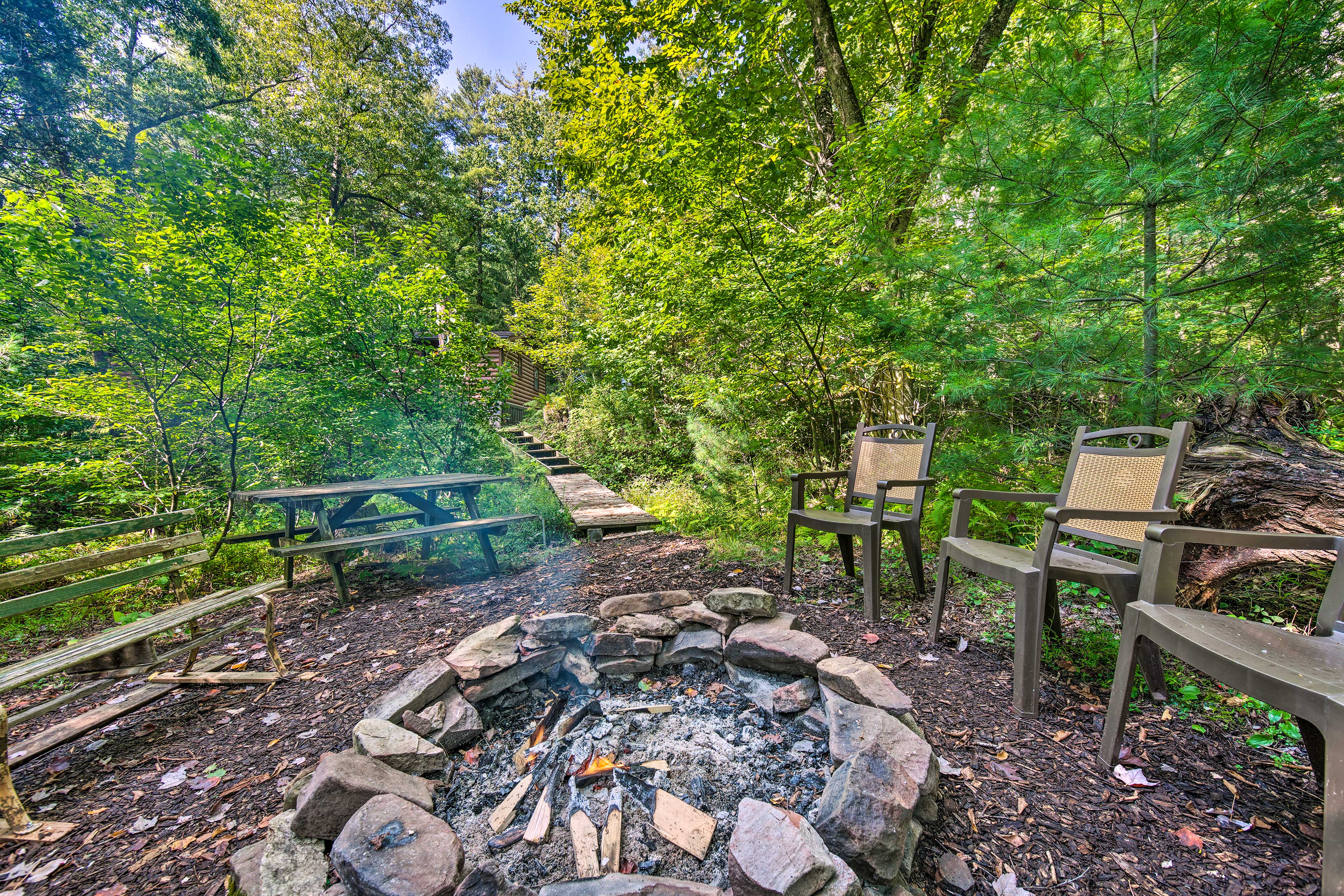 Fire Pit | Picnic Table