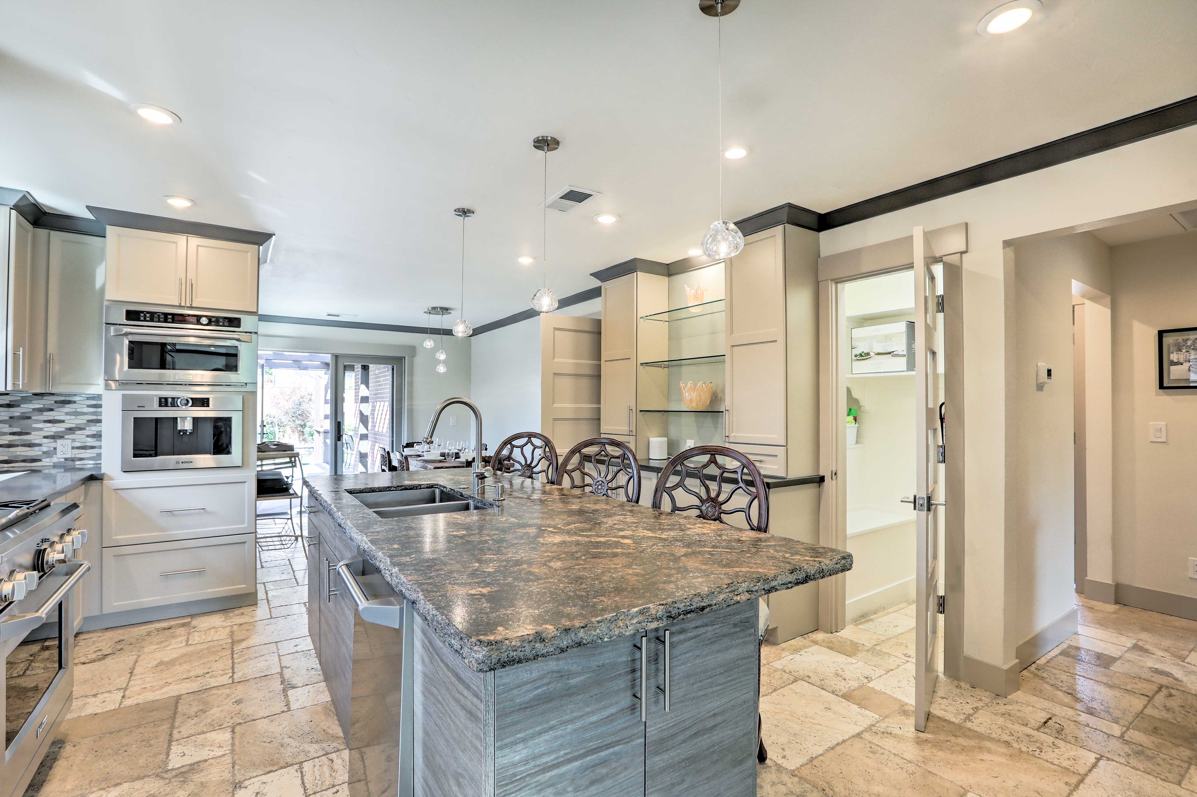 Kitchen | Fully Equipped