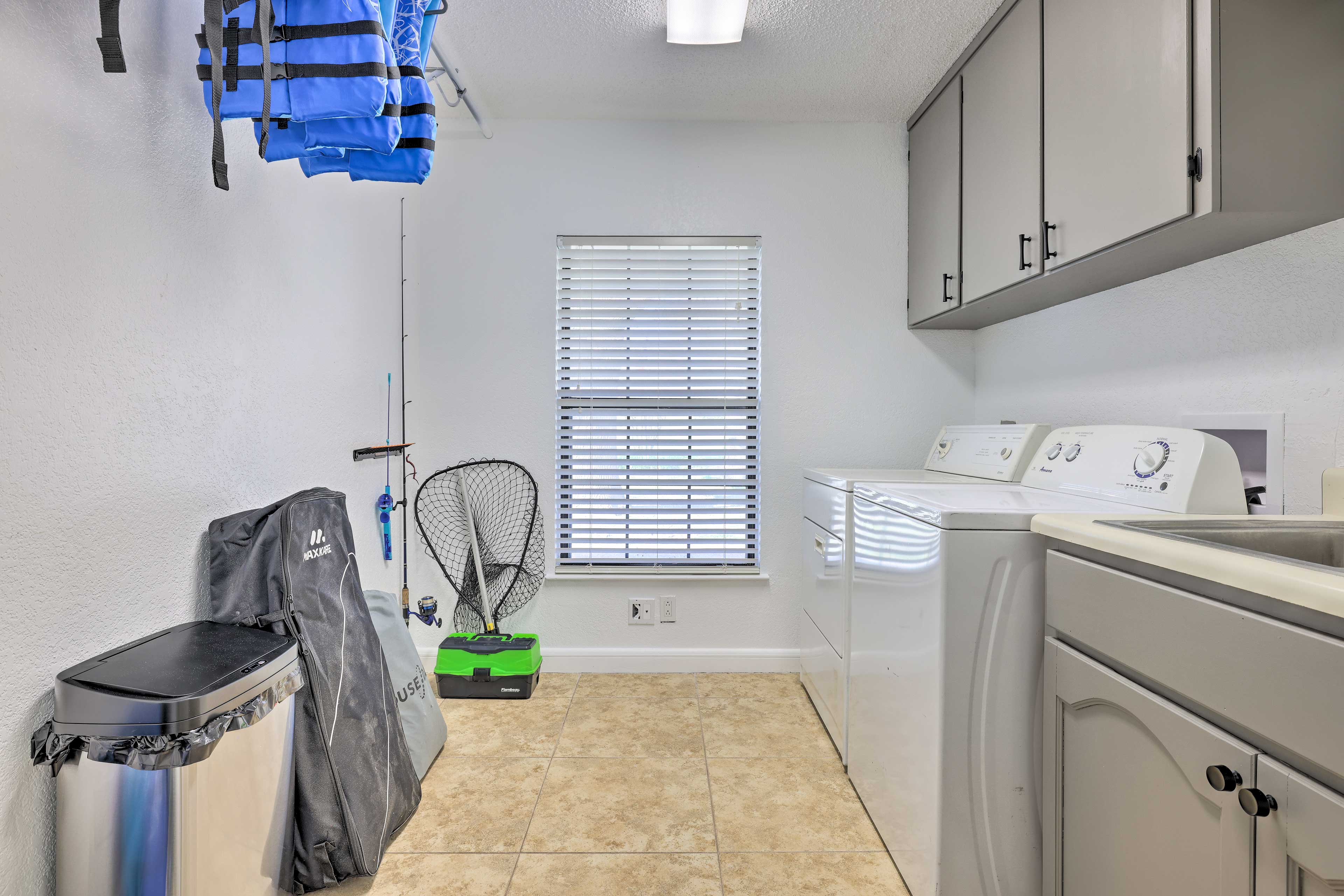 Laundry Room | Washer/Dryer