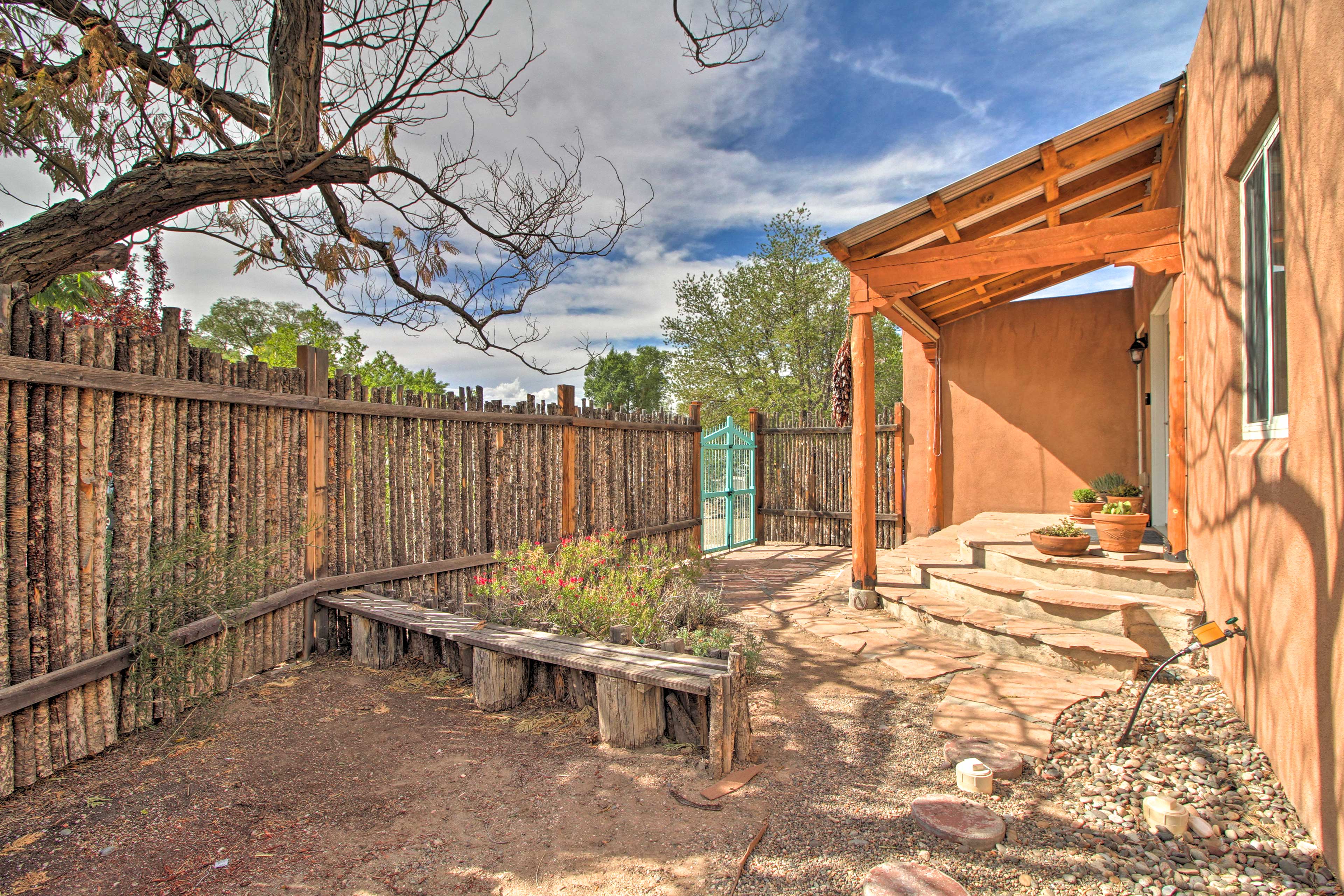 Albuquerque Vacation Rental | 3BR | 2BA | Stairs Required for Entry