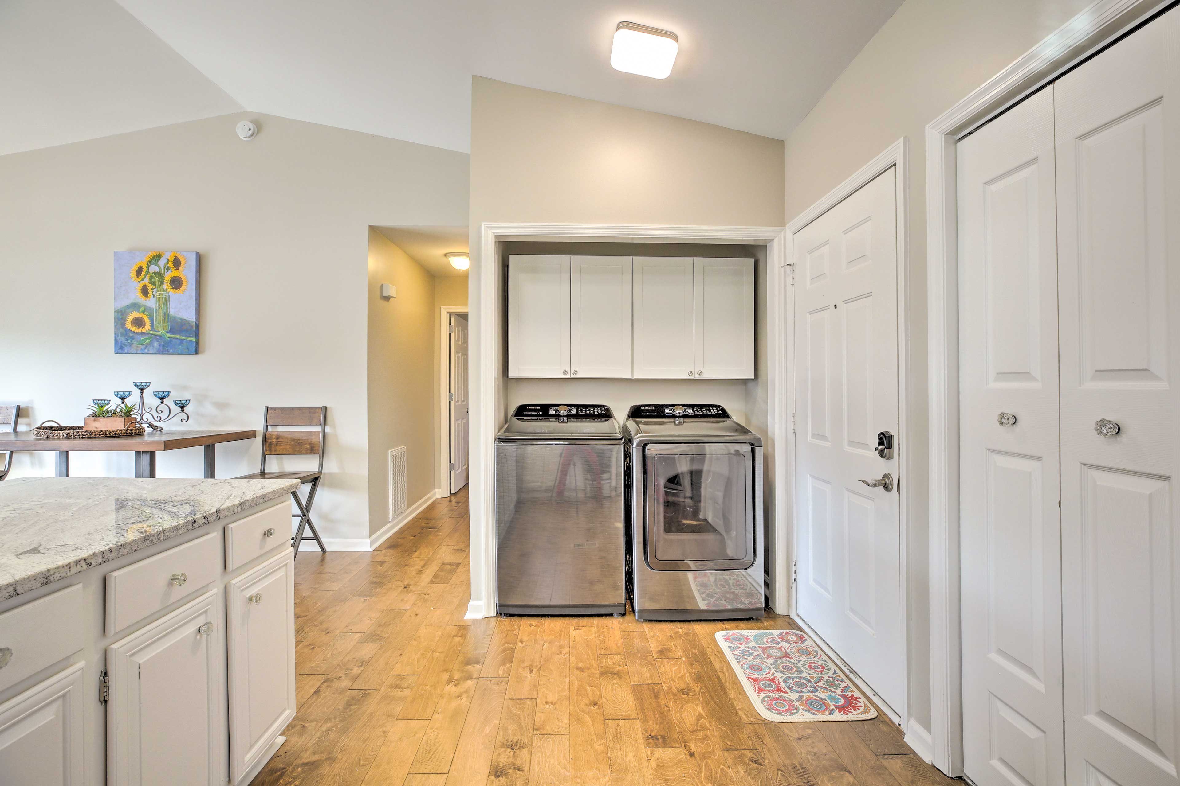 Kitchen | Washer/Dryer