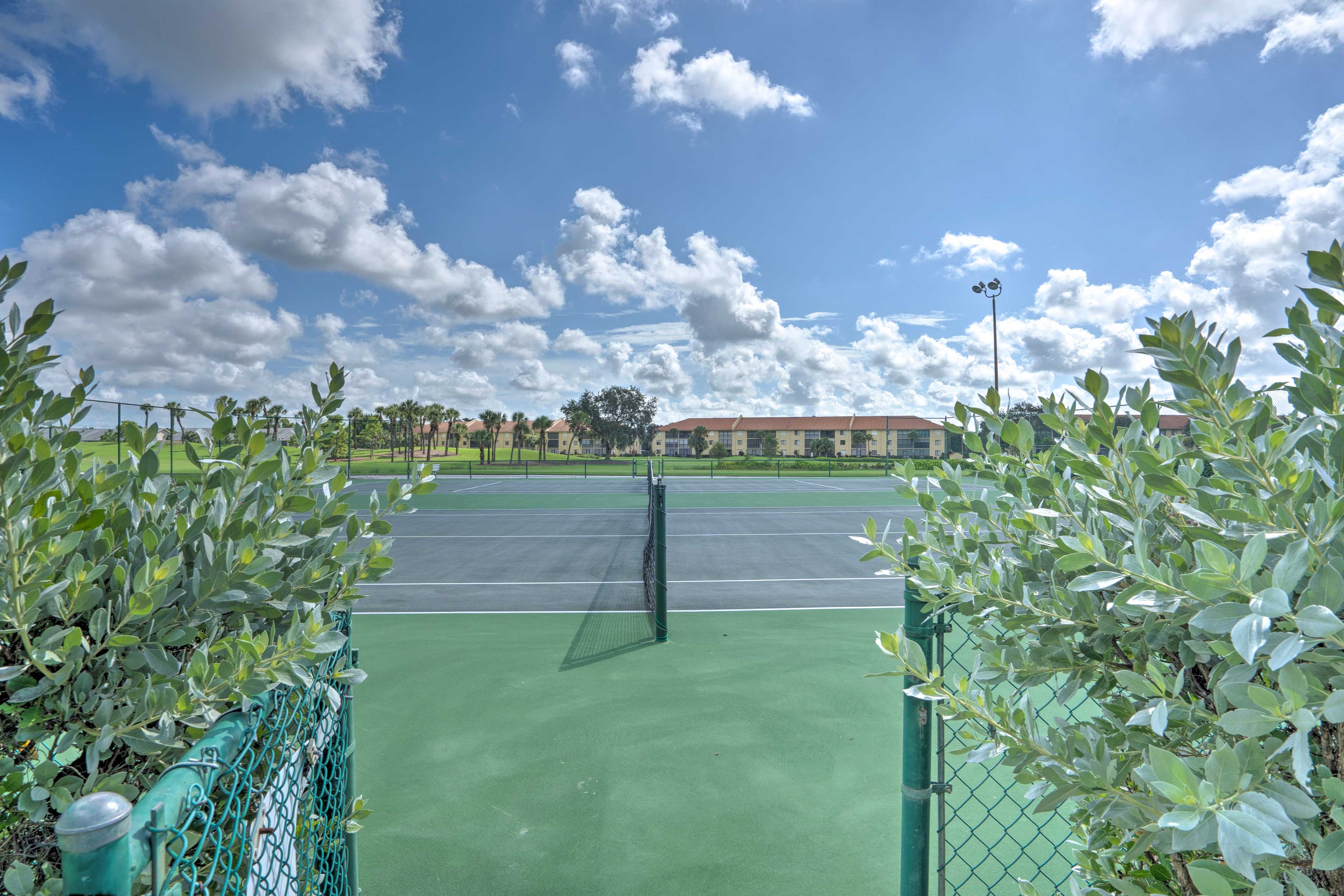 Kelly Greens Country Club and Golf Course Community Amenities | Fee Required