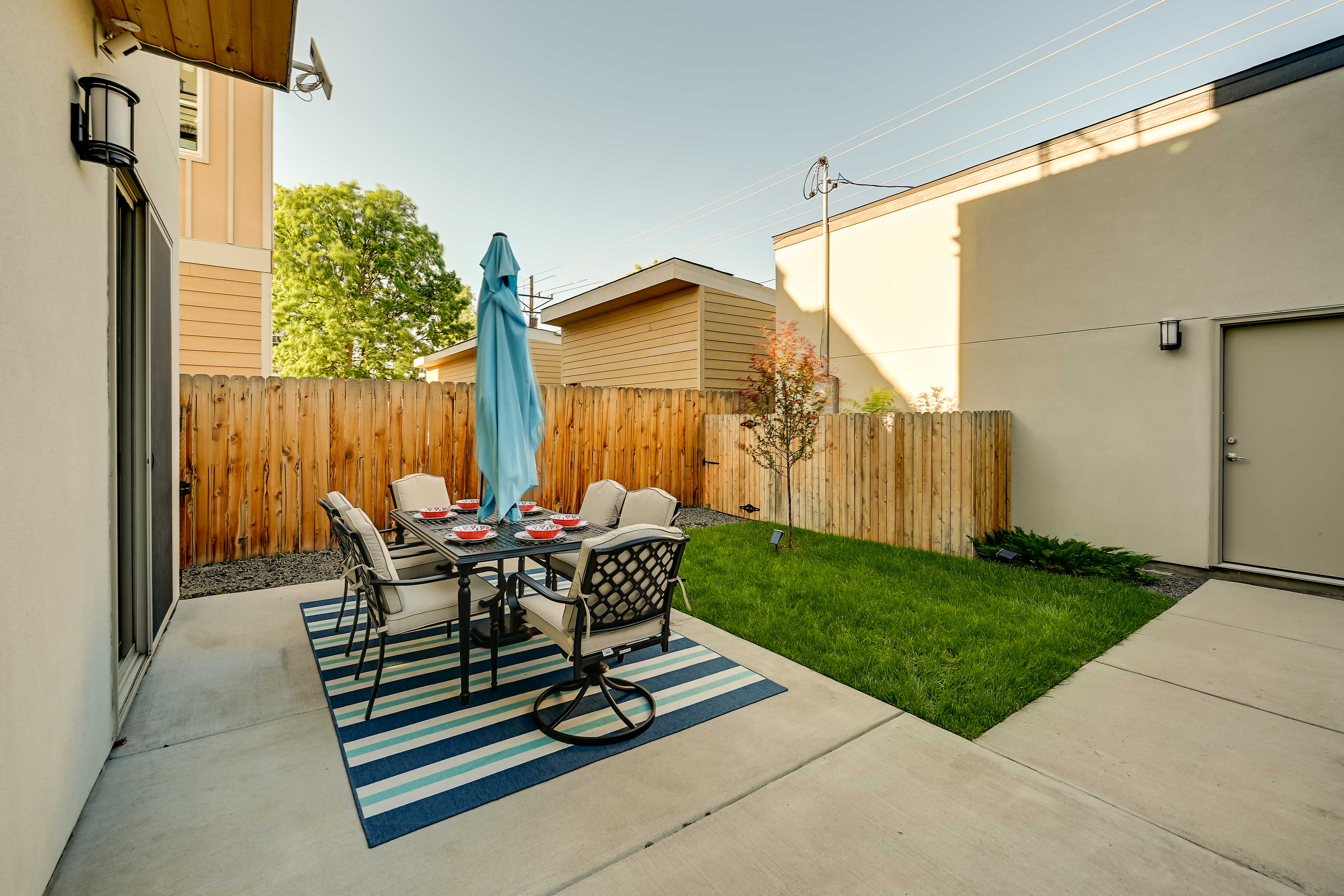 Fenced Backyard | Gas Grill