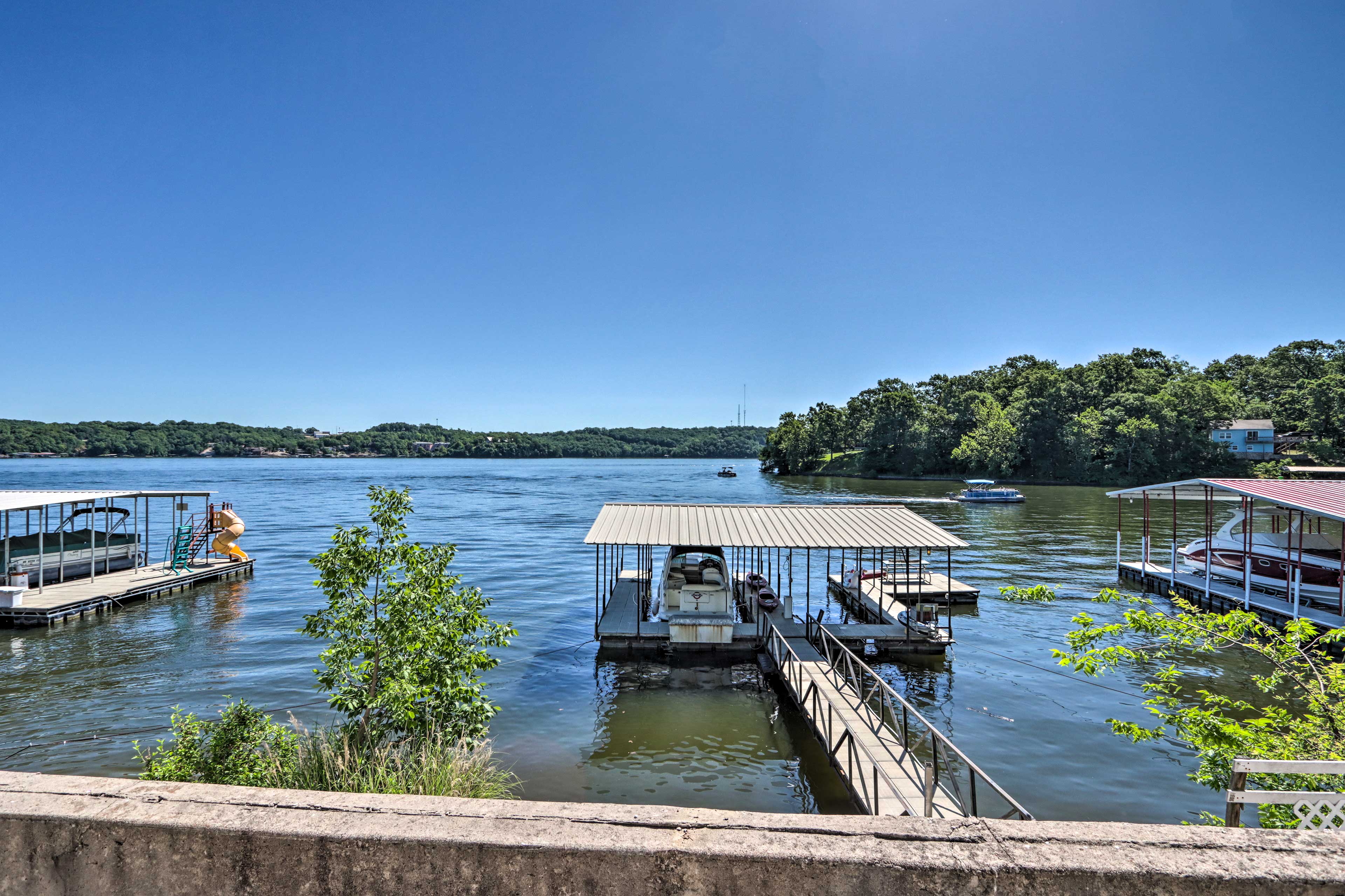 Dock w/ Boat Slip | Kayaks & Life Vests Available | Stairs to Access