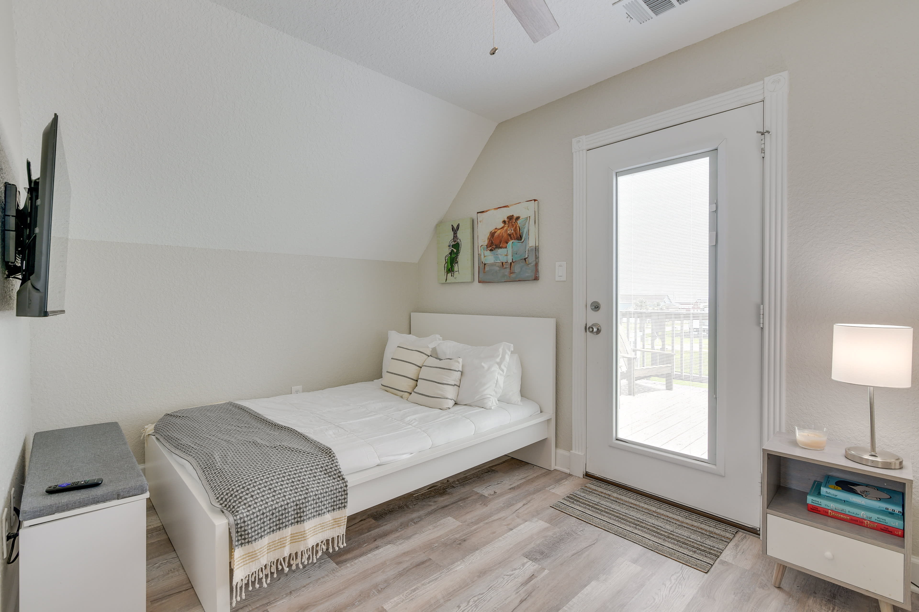 Bedroom 3 | 2nd Floor | Full Bed | Twin Bunk Bed | Smart TV | Balcony Access