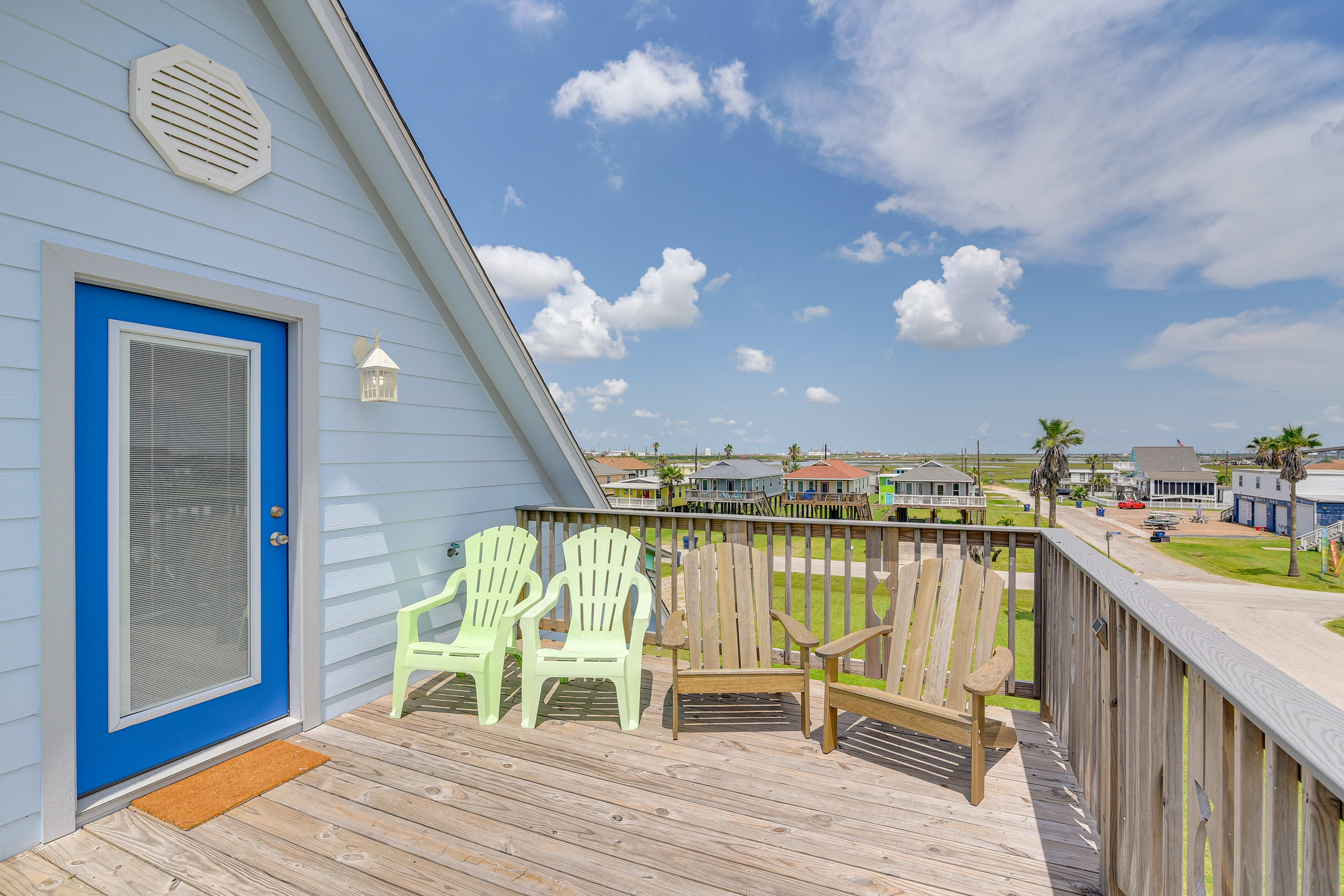 Surfside Beach Vacation Rental | 3BR | 2BA | Stairs Required | 1,104 Sq Ft