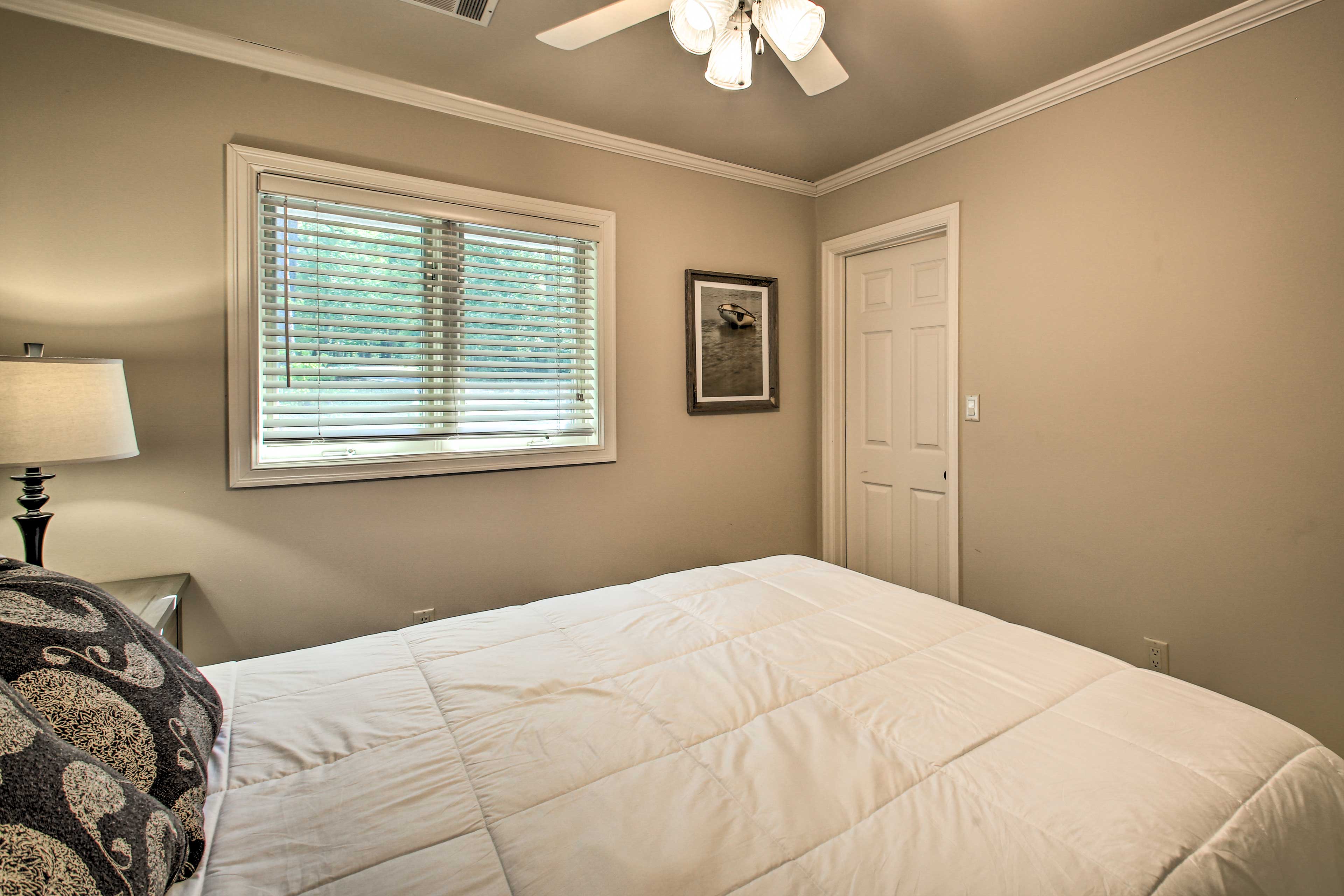 Bedroom 3 | Queen Bed | 2nd Floor