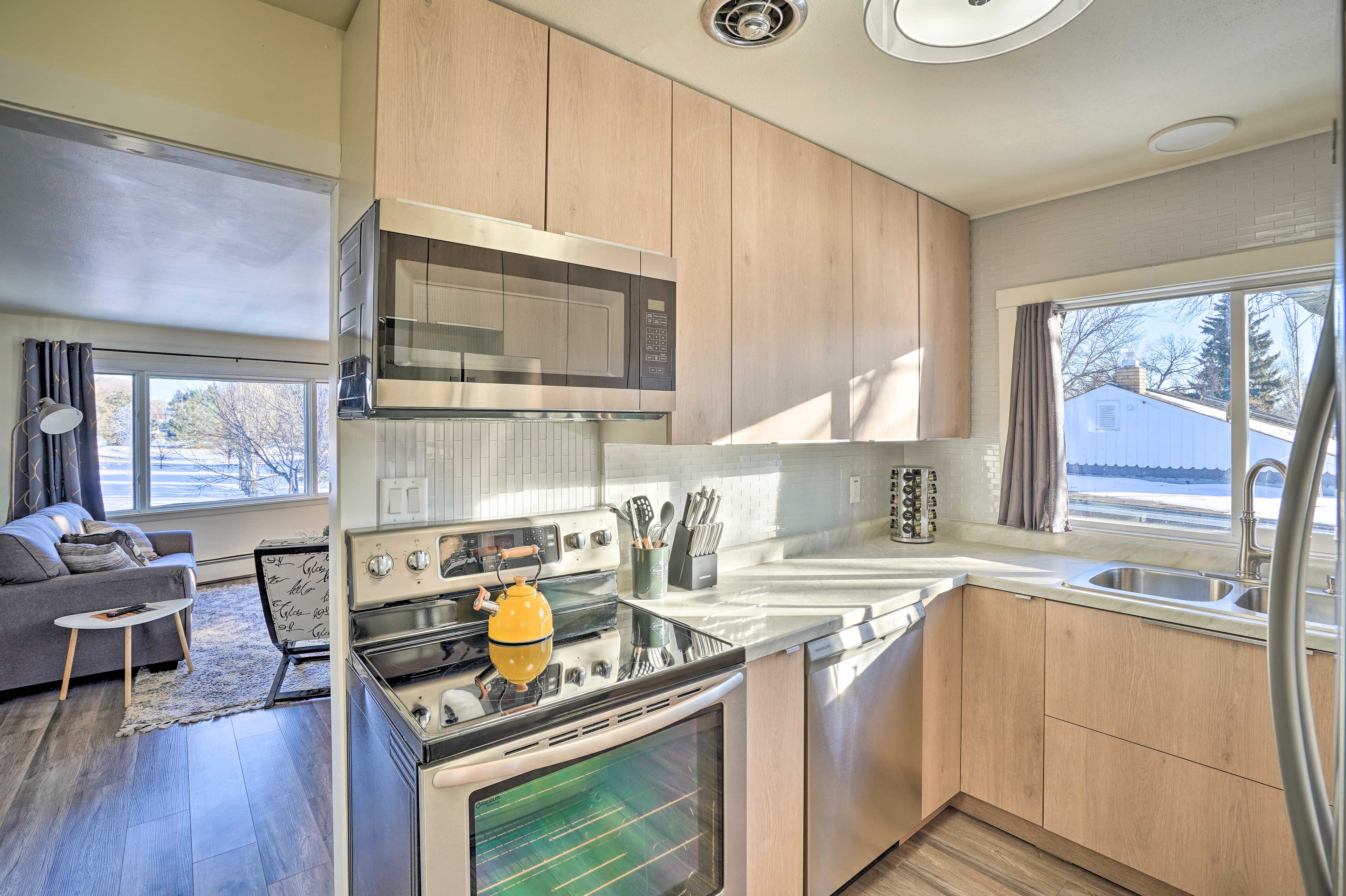 Kitchen | Fully Equipped