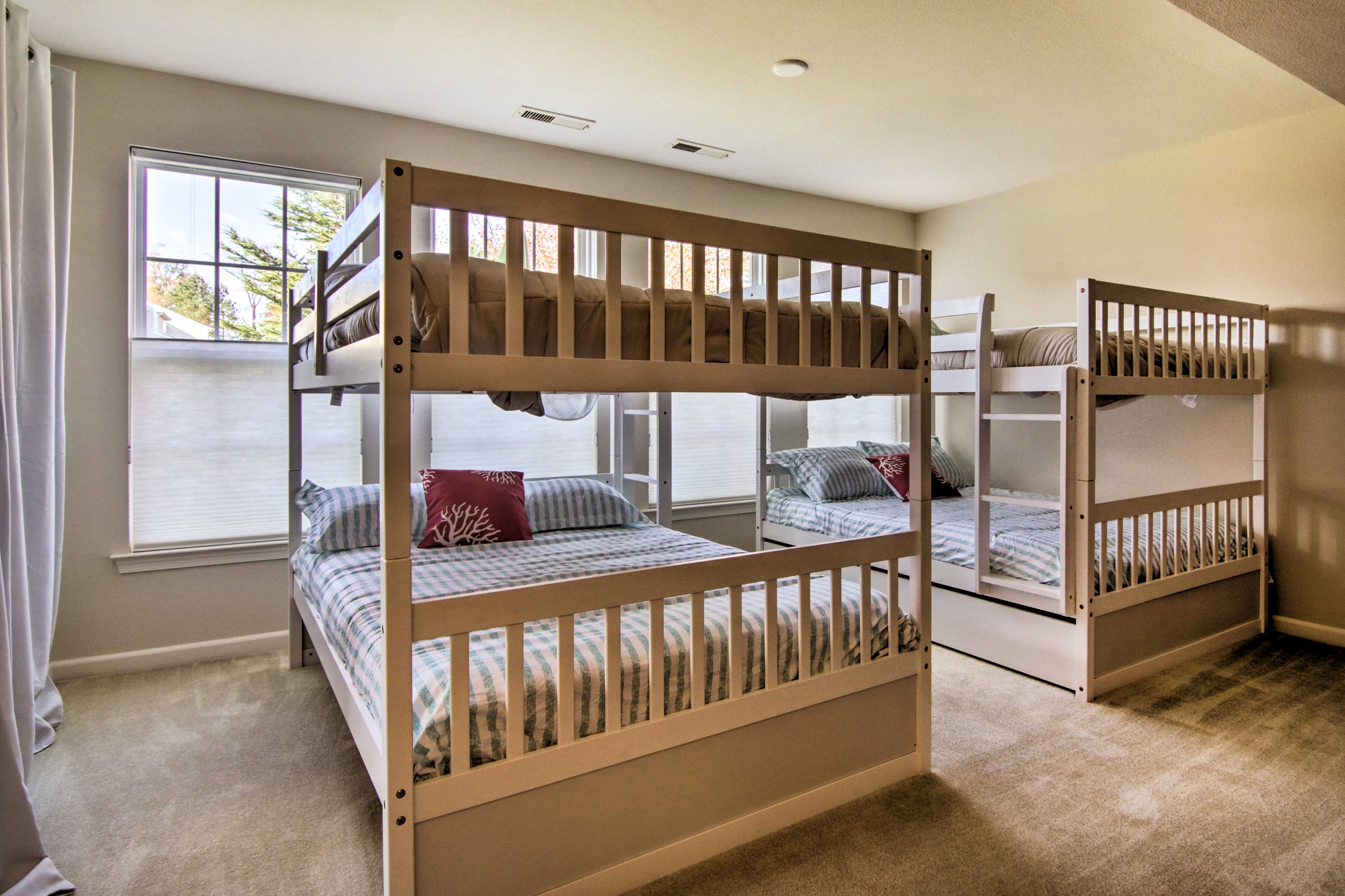 Bedroom 4 | 2 Full Bunk Beds