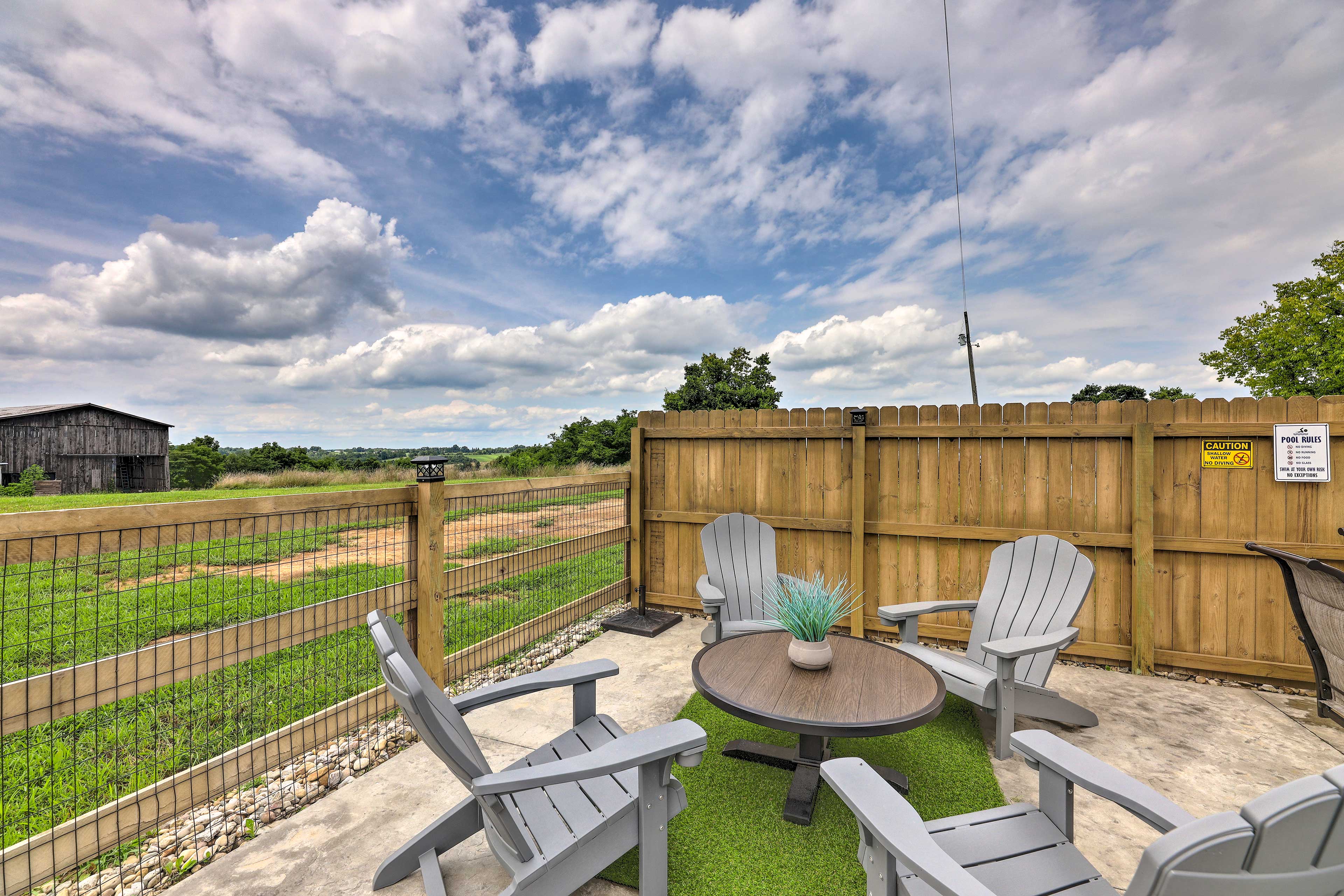 Outdoor Dining Area