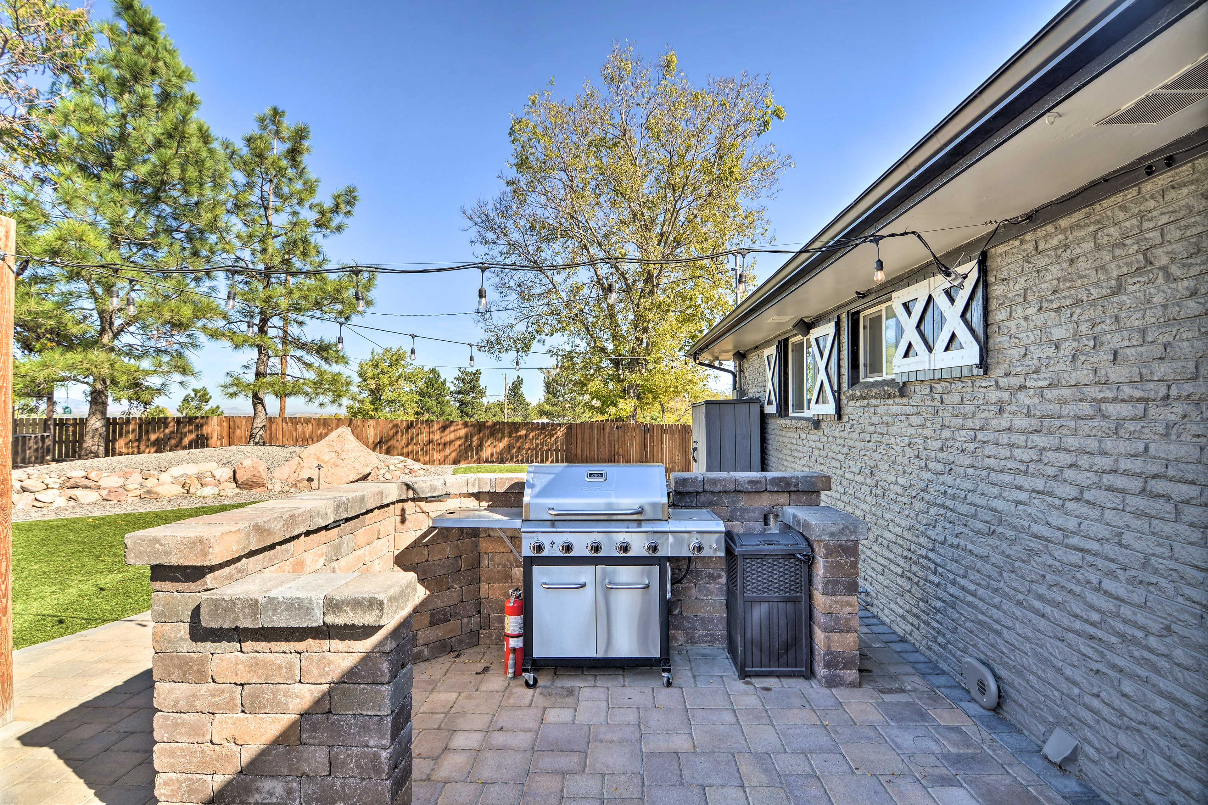 Back Yard | Gas Grill