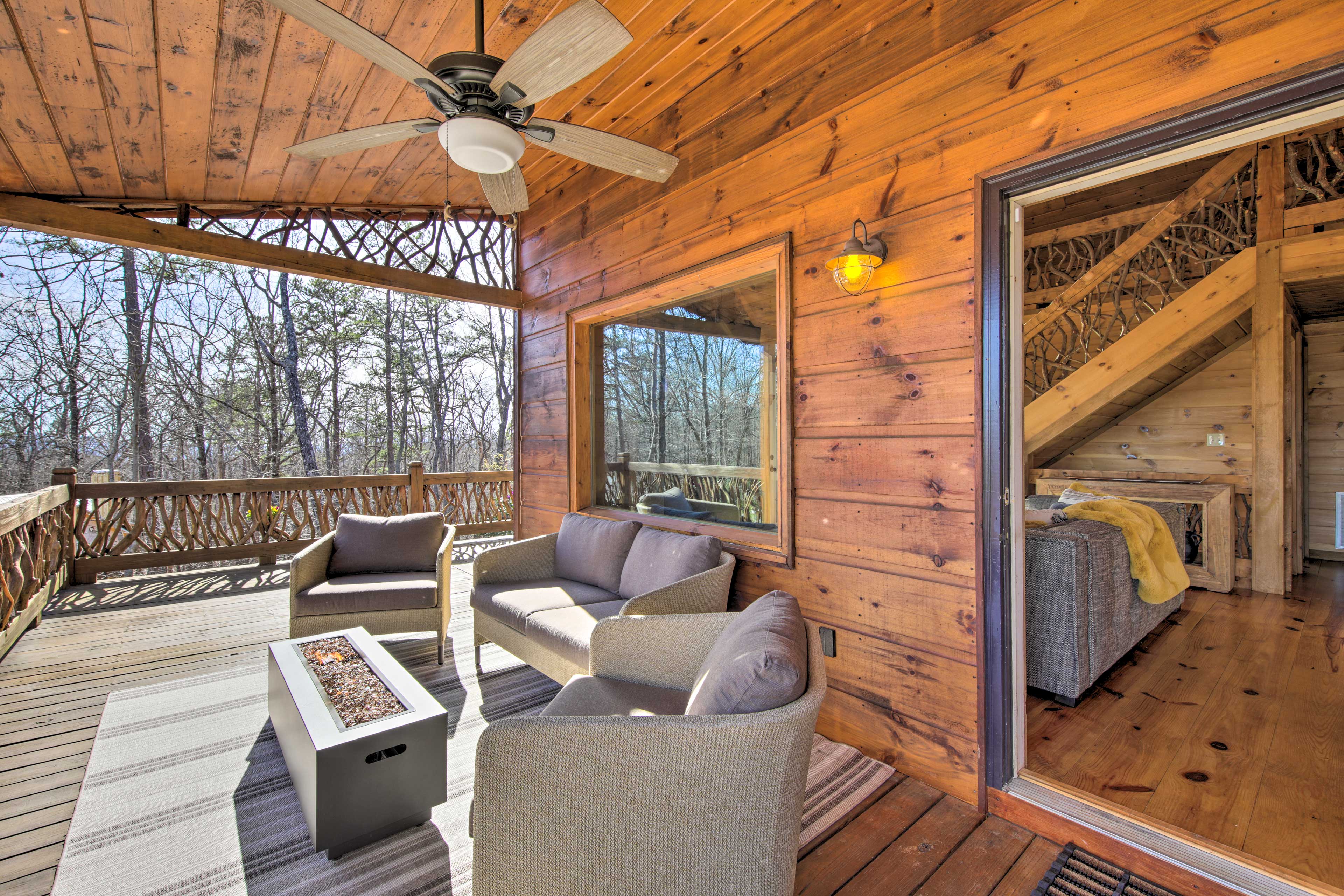 Covered Deck | Seasonal Mountain Views