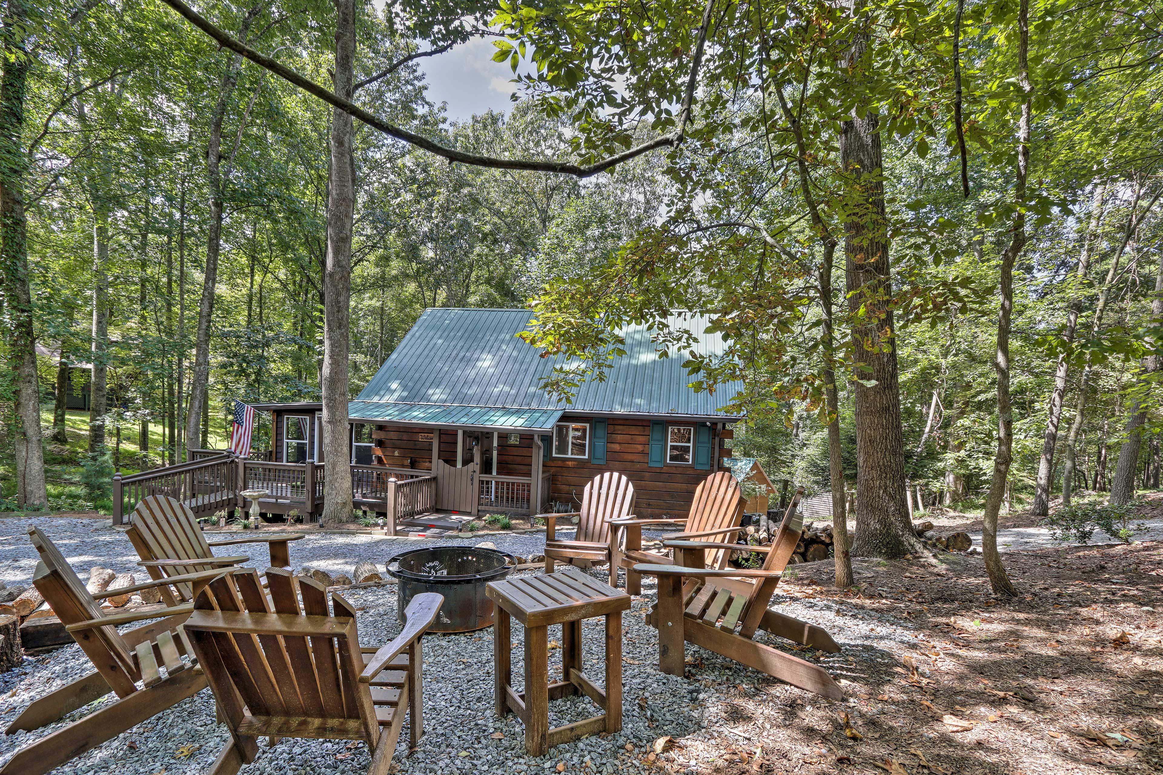 Ellijay Vacation Rental | 3BR | 2.5BA | 1,232 Sq Ft | Step-Free Access