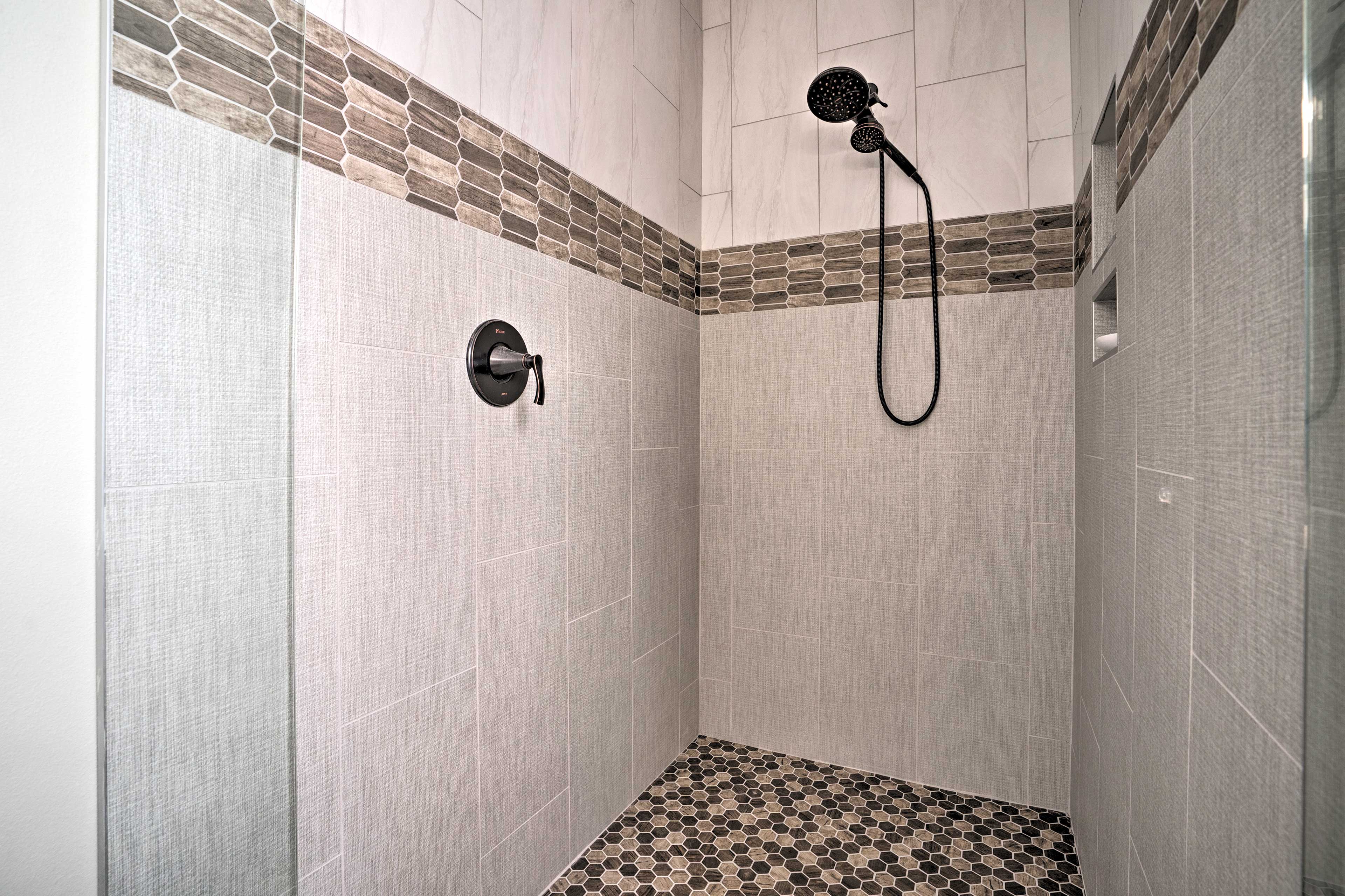 En-Suite Bathroom | Towels Provided