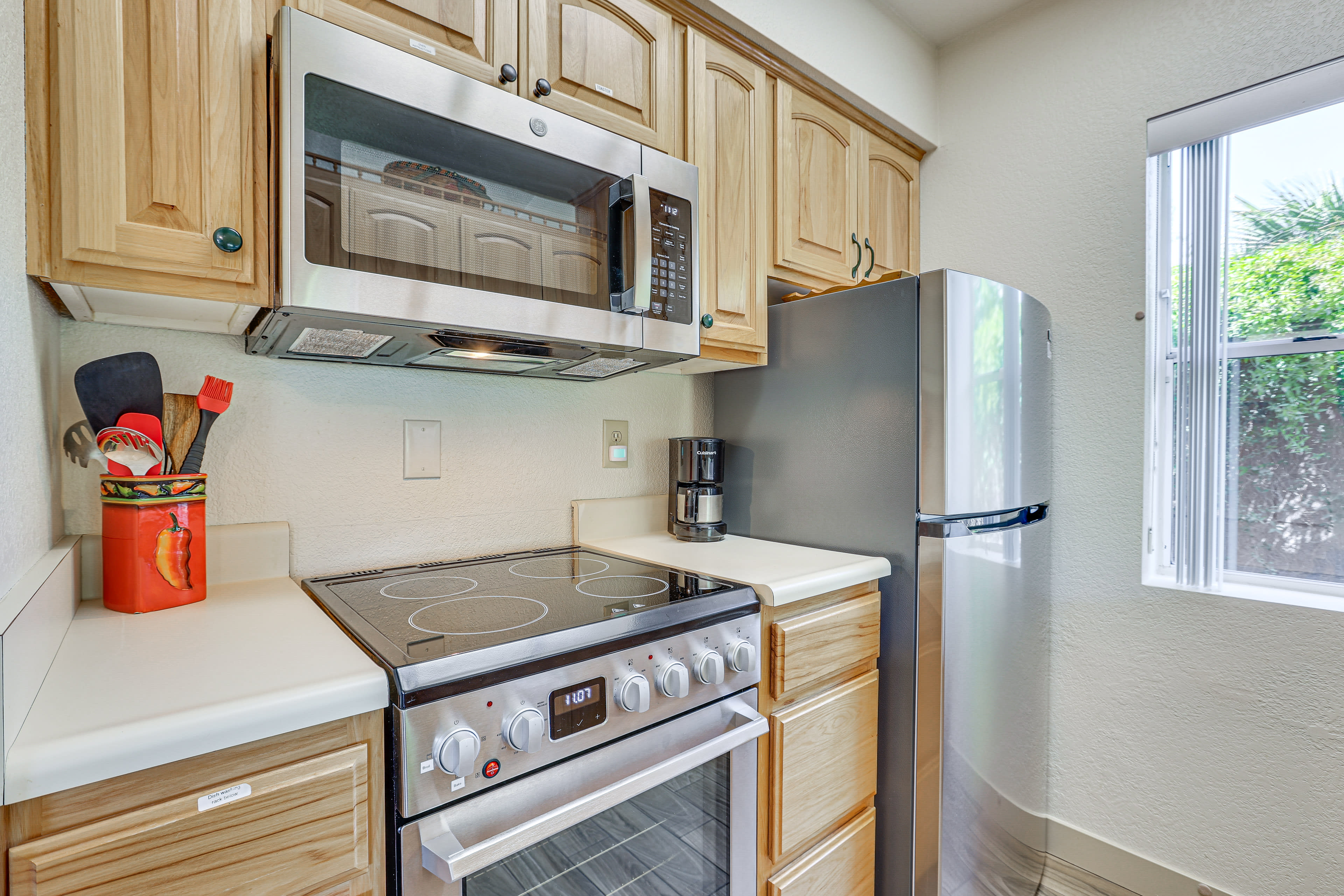 Well-Equipped Kitchen | Single-Story Interior