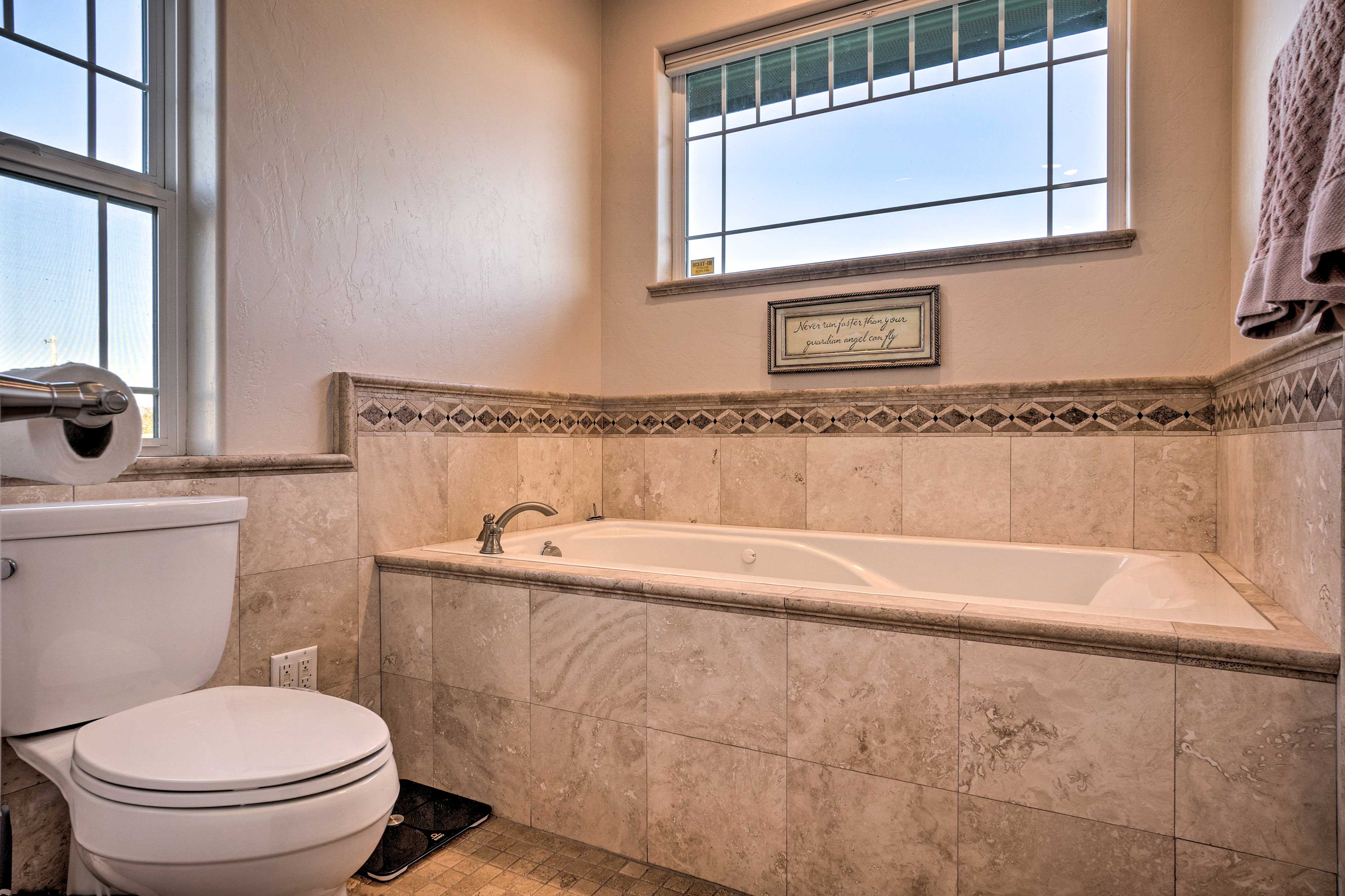 En-Suite Bathroom | Jetted Tub