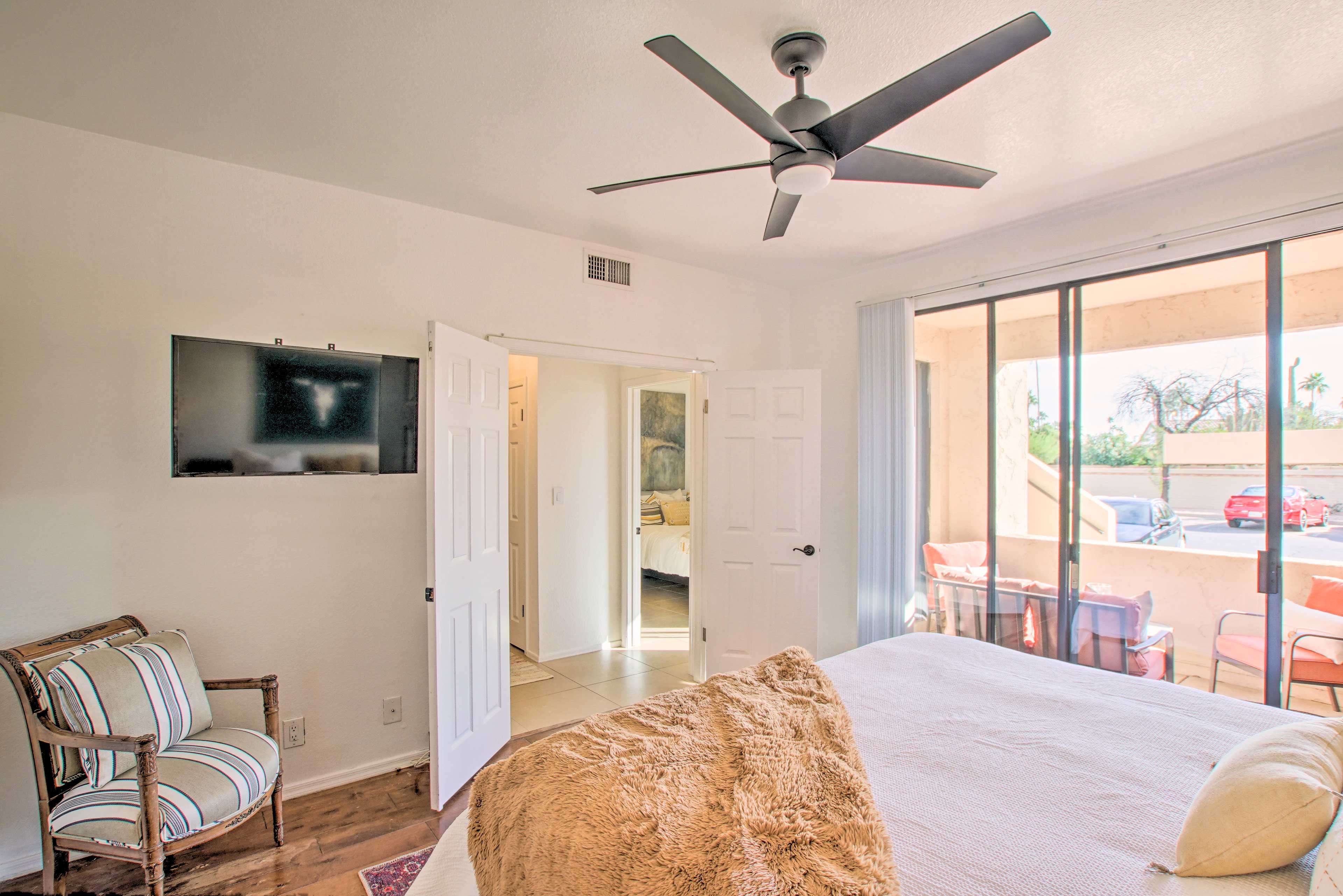 Bedroom 1 | En-Suite Bathroom | Smart TV