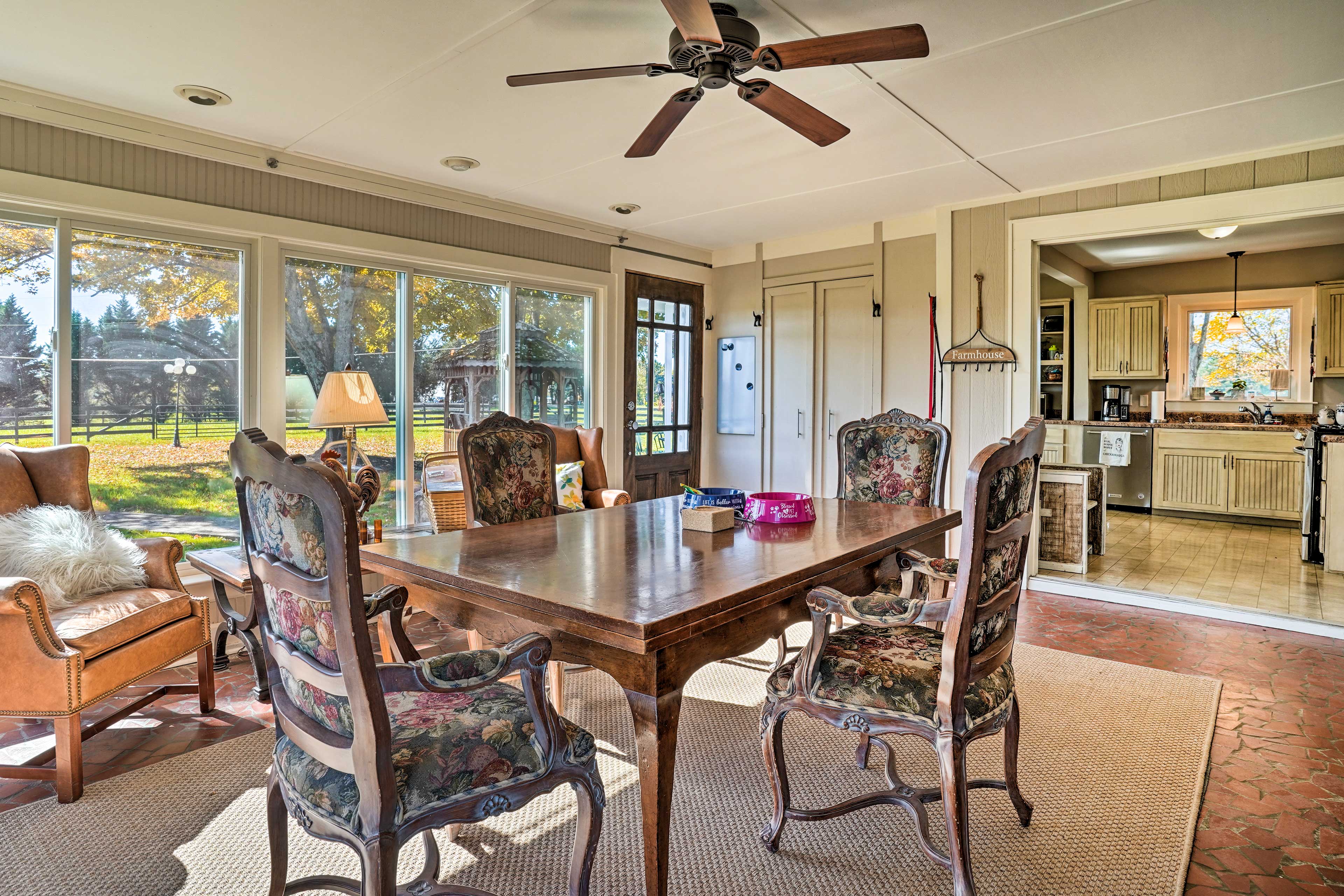 Dining Room | Dishware/Flatware Provided