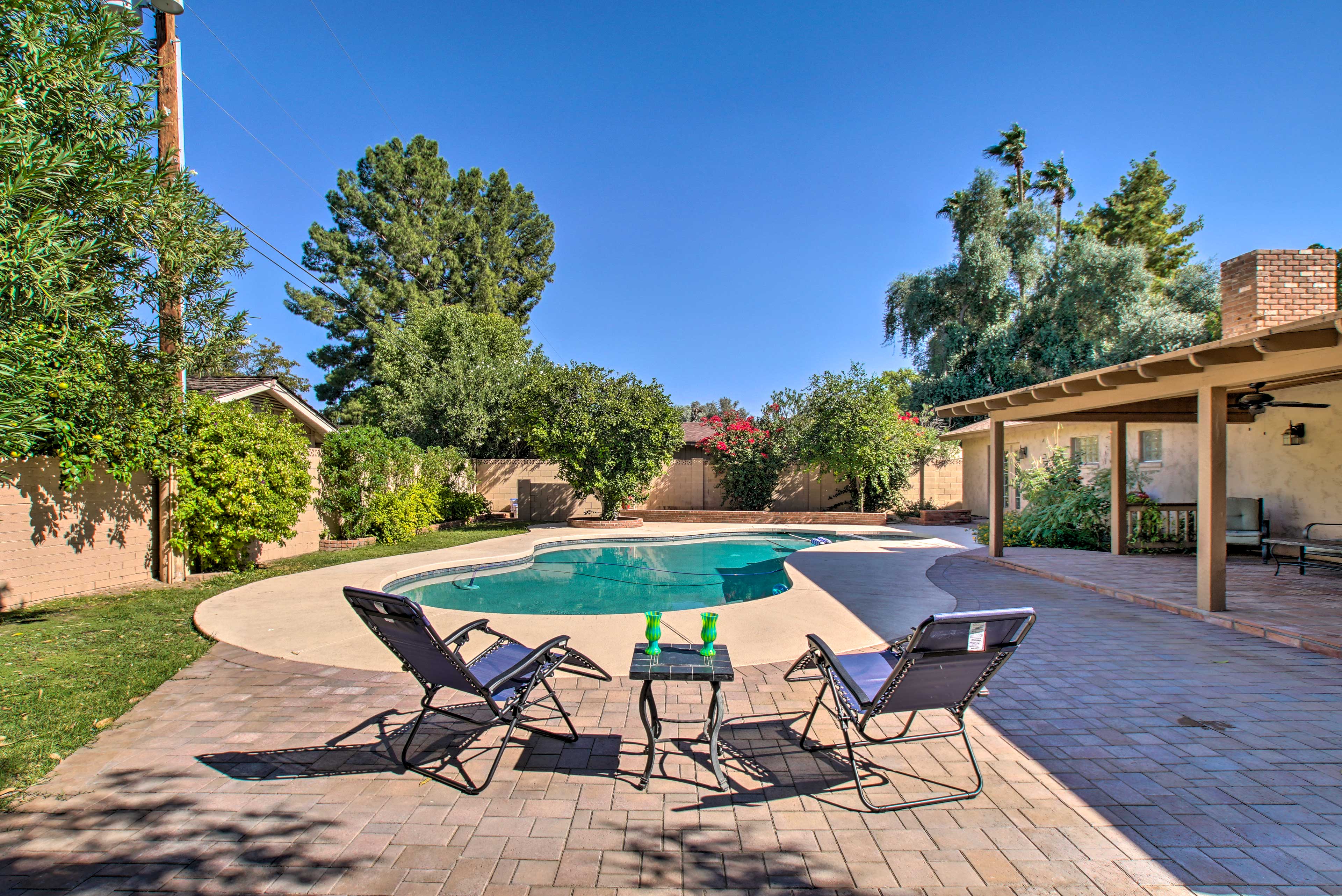 Private Pool | Lounge Seating