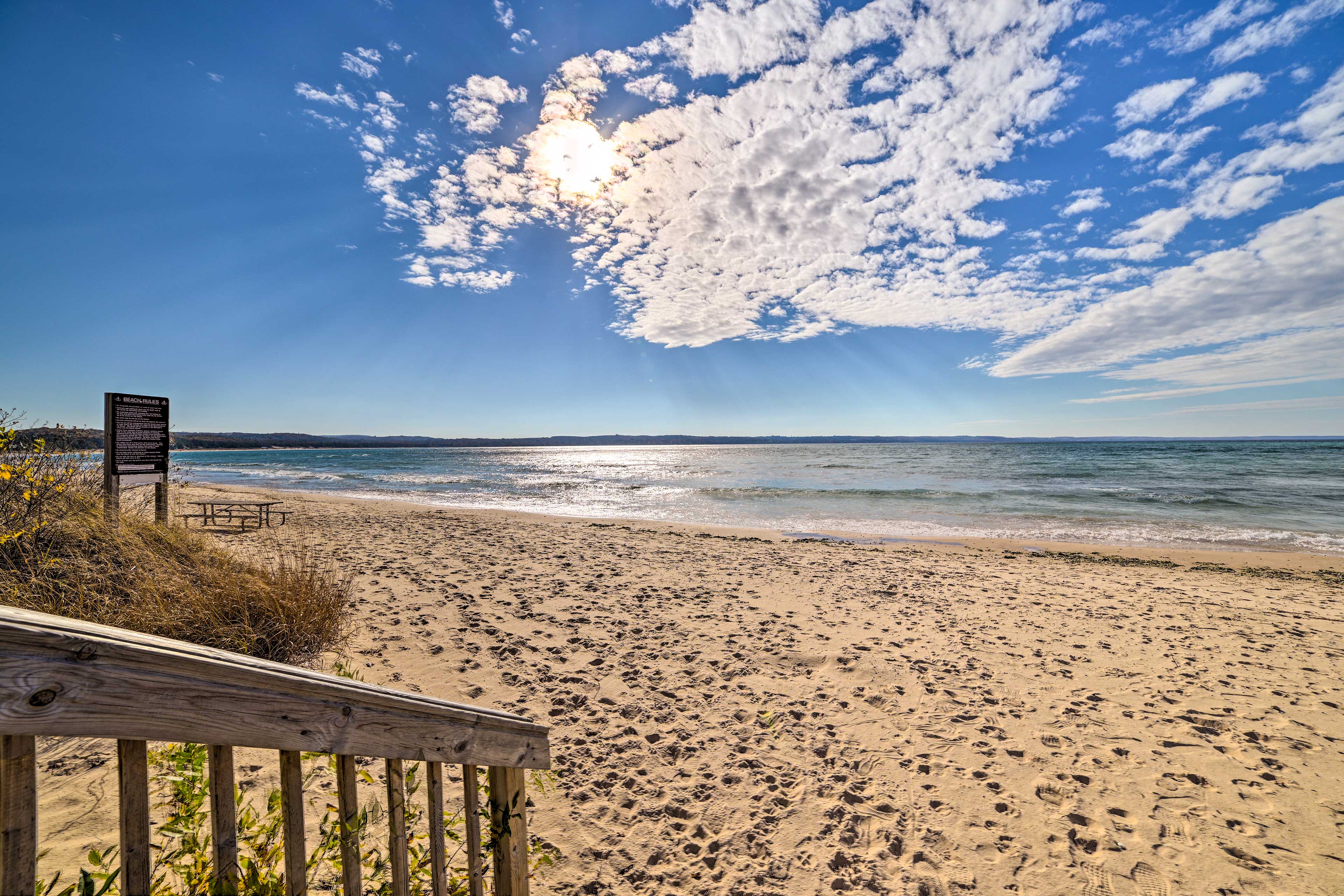 Little Traverse Bay | Beach Access & Views