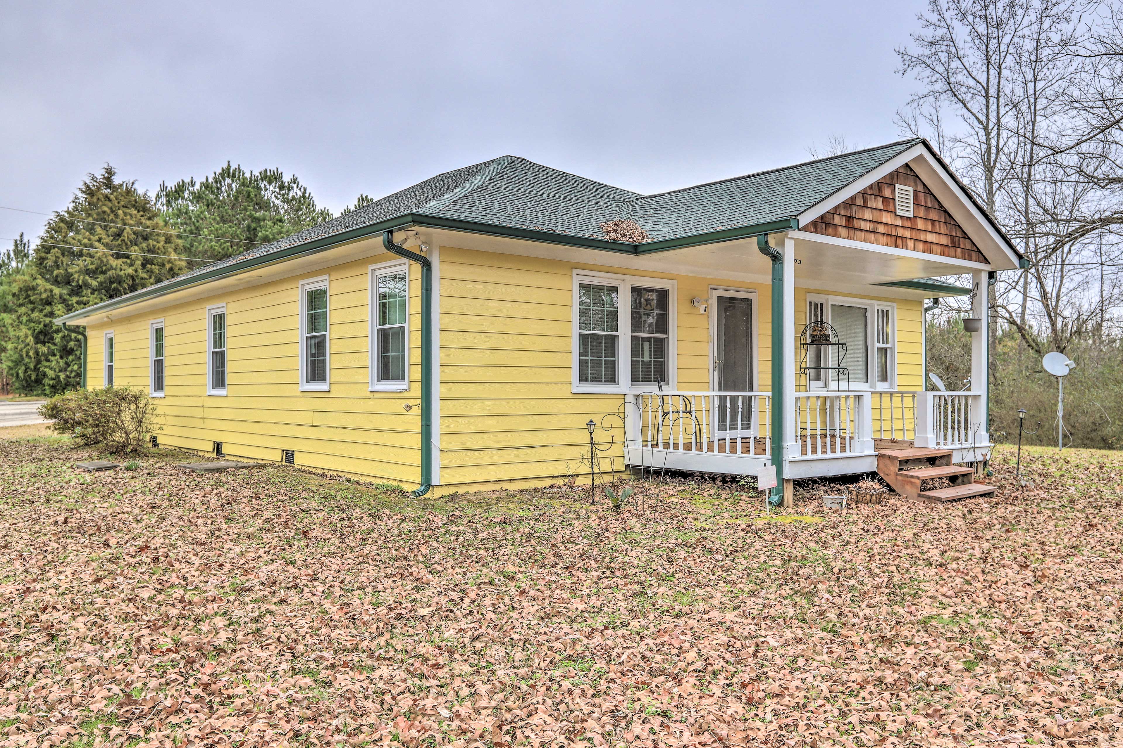 Exterior of Vacation Rental | Driveway Parking (4 Vehicles)