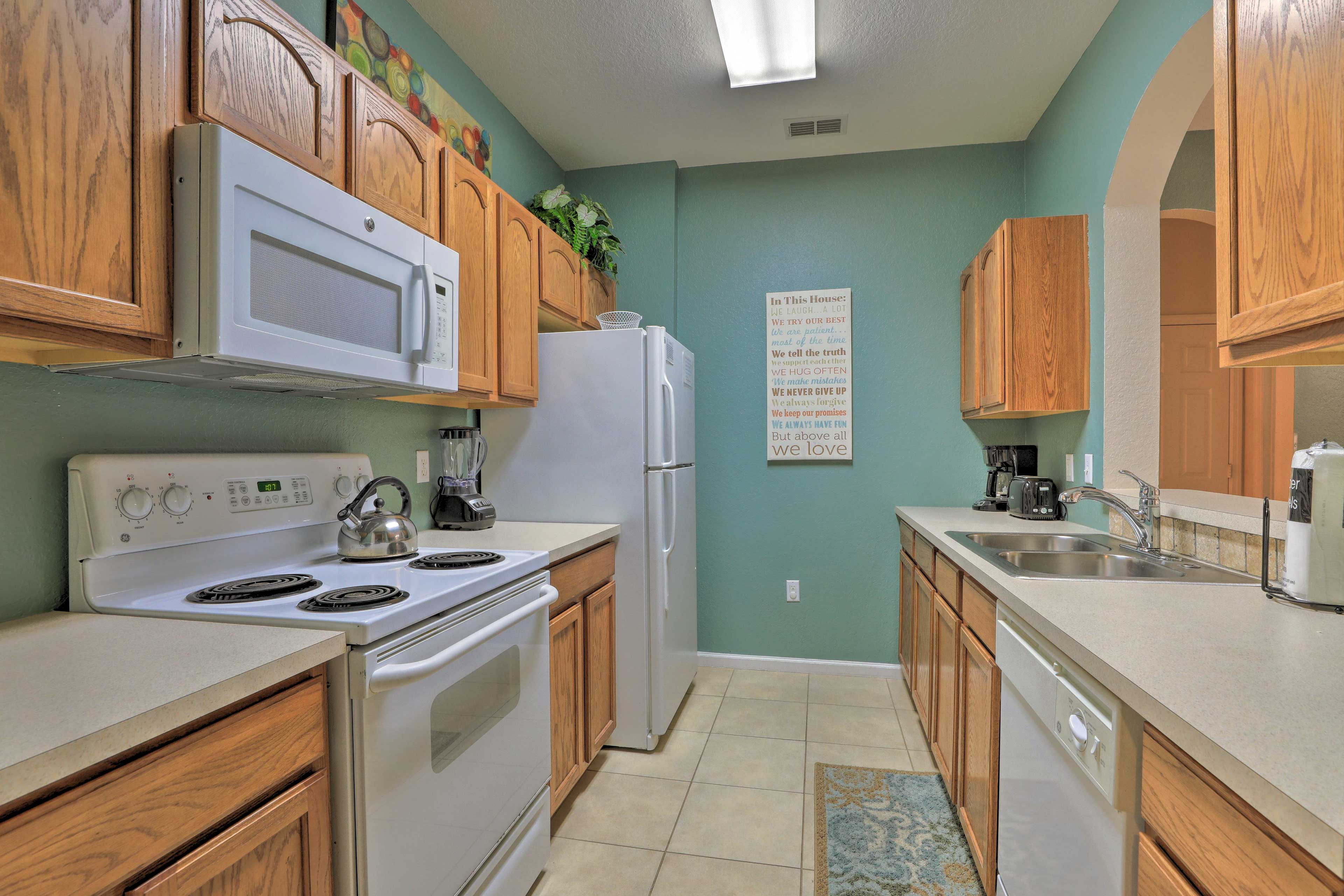 Kitchen | Fully Equipped | Cooking Basics | Coffee Maker | Dishware/Flatware