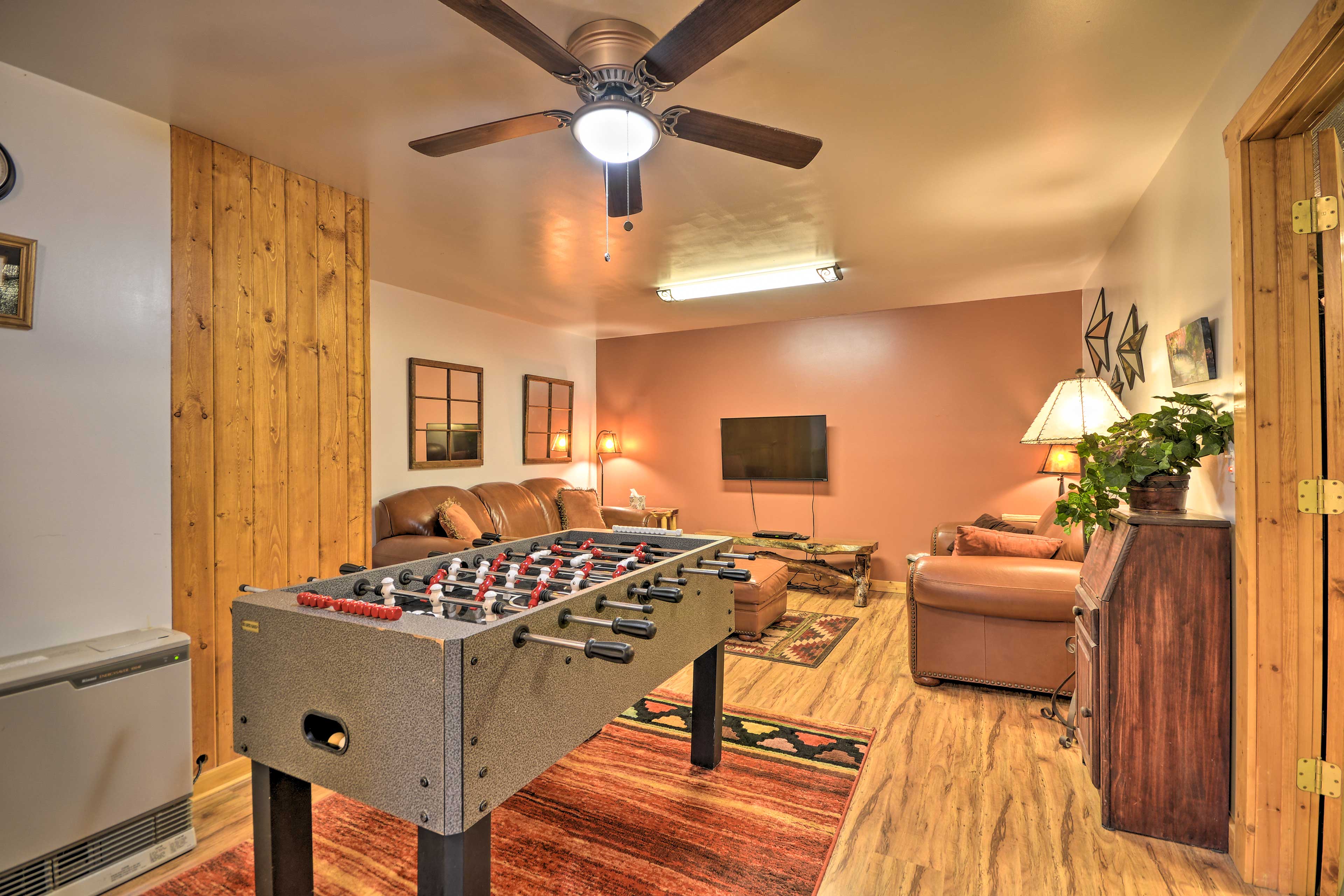 Game Room | 1st Floor | 2-Story Cabin