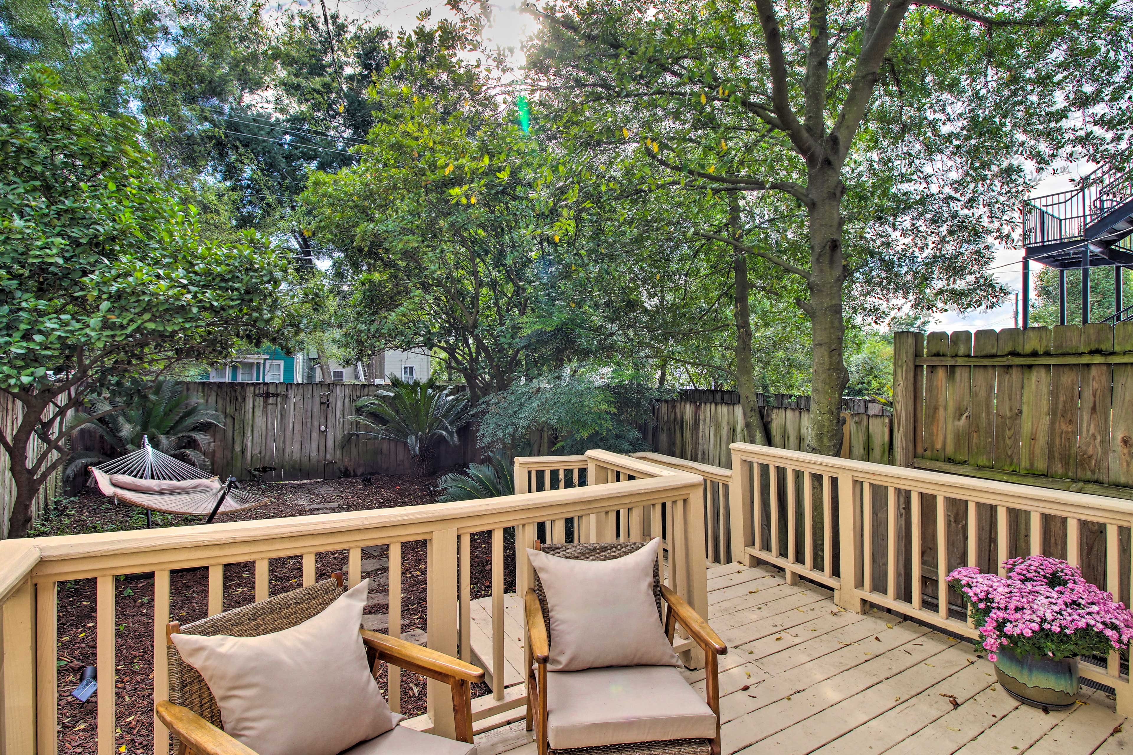 Furnished Deck | Private Backyard