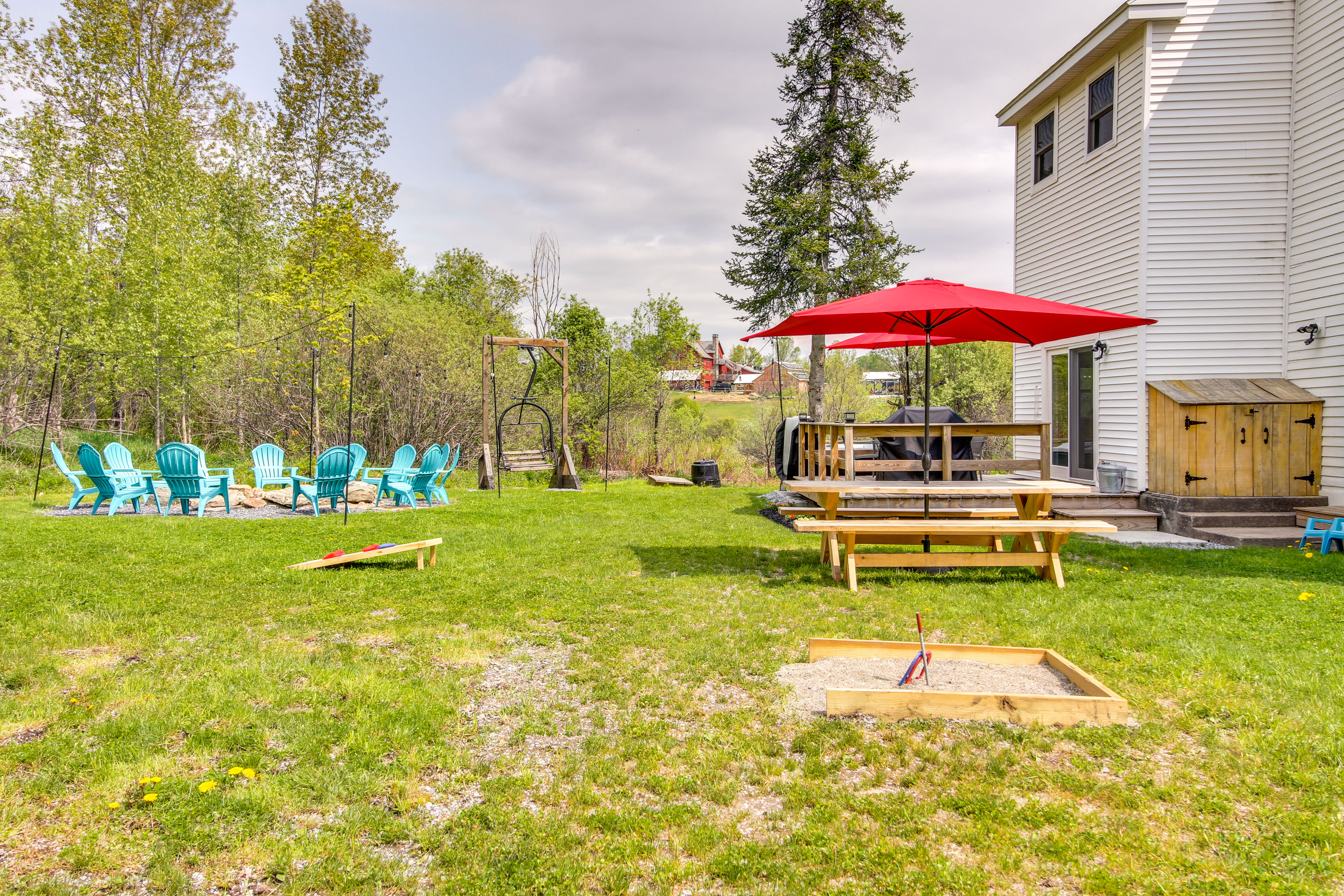 Yard Area | Games | Gas Grill | Wood Fire Pit