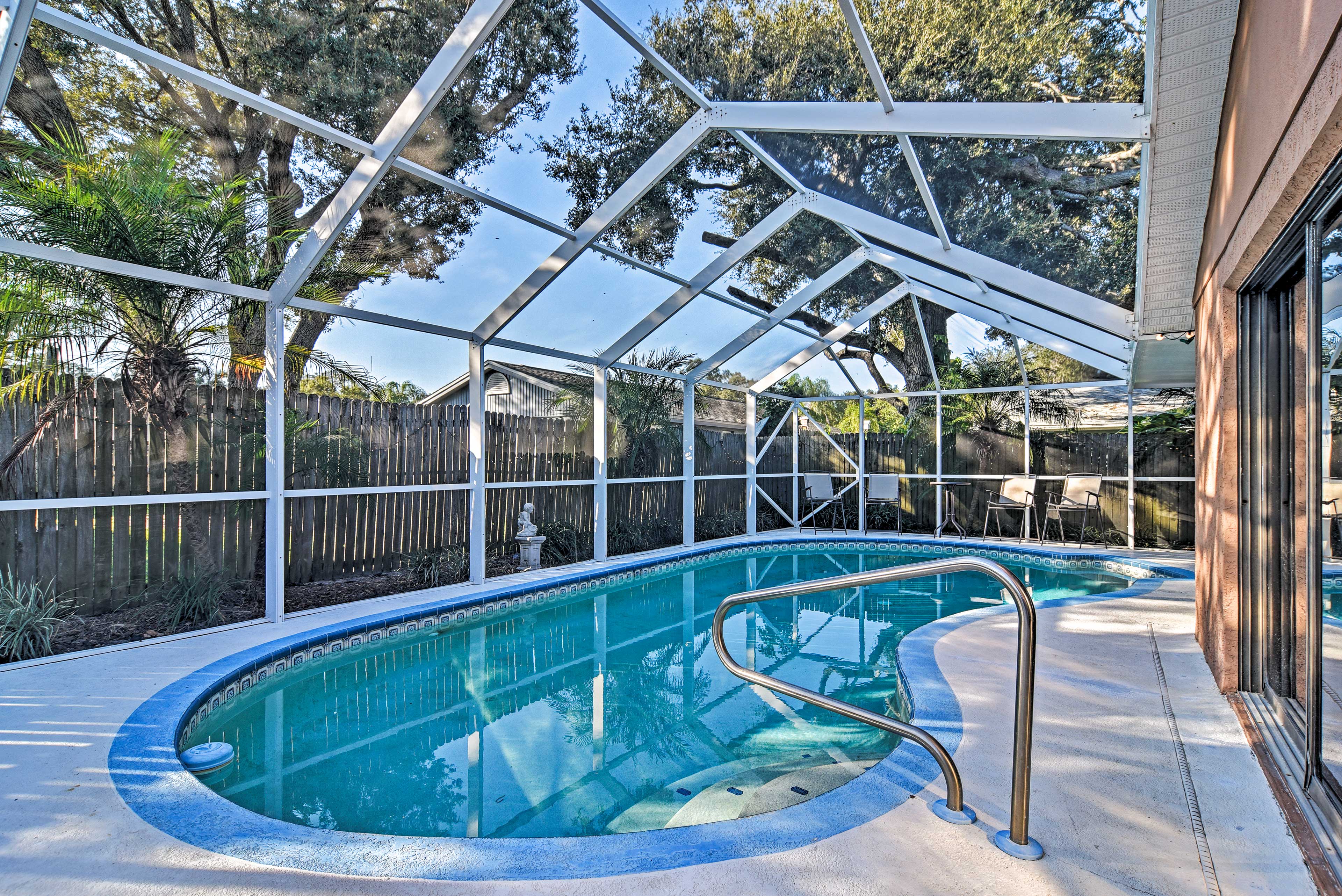 Private Pool & Lanai