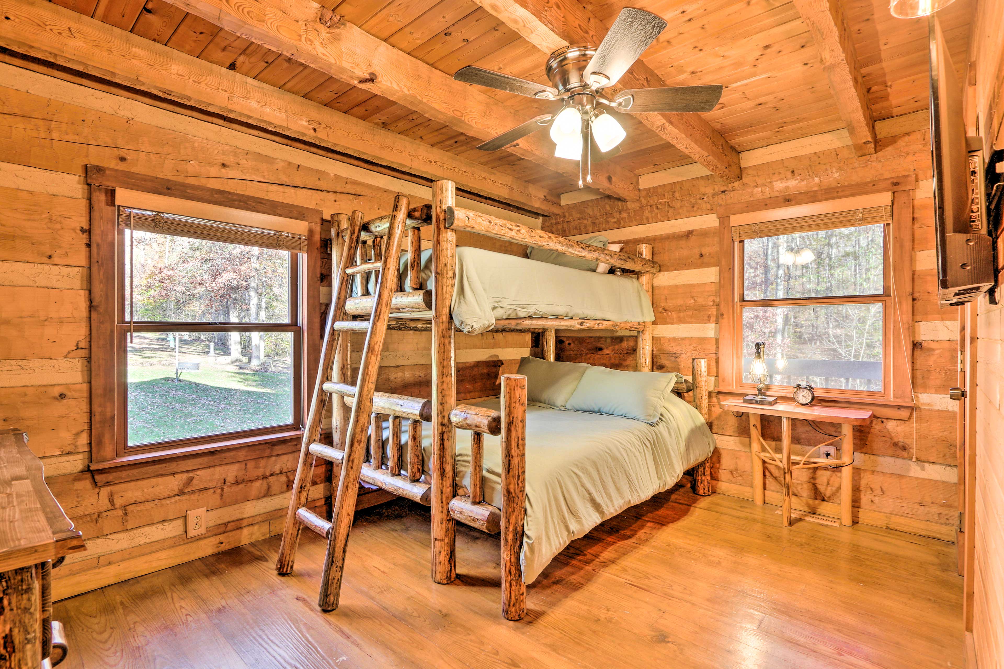 Bedroom 3 | Twin/Full Bunk Bed | 1st Floor