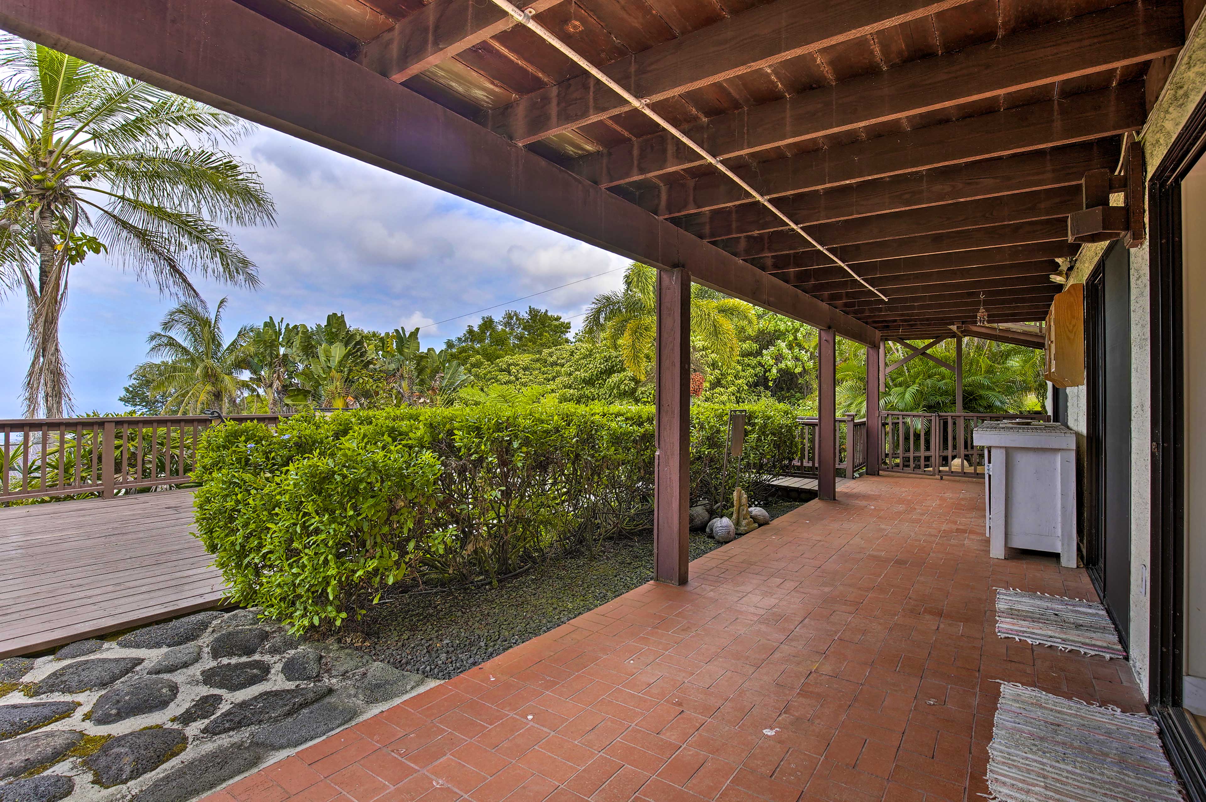 Patio | Sun Deck