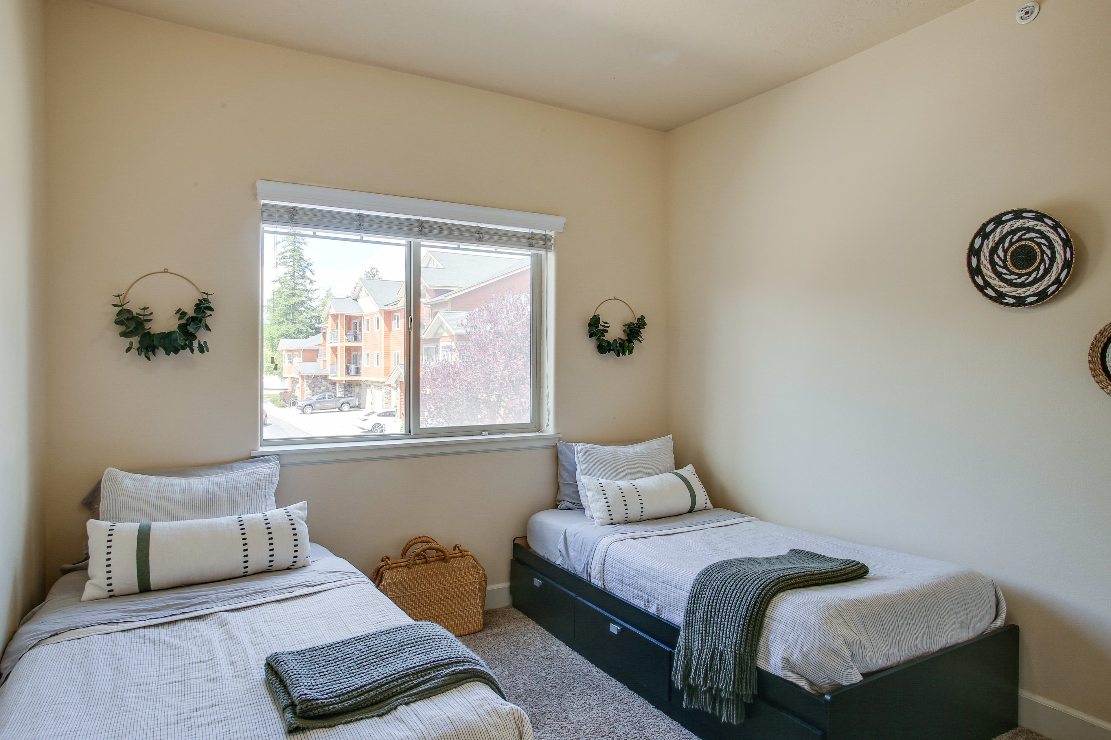 Bedroom 3 | 2 Twin Beds