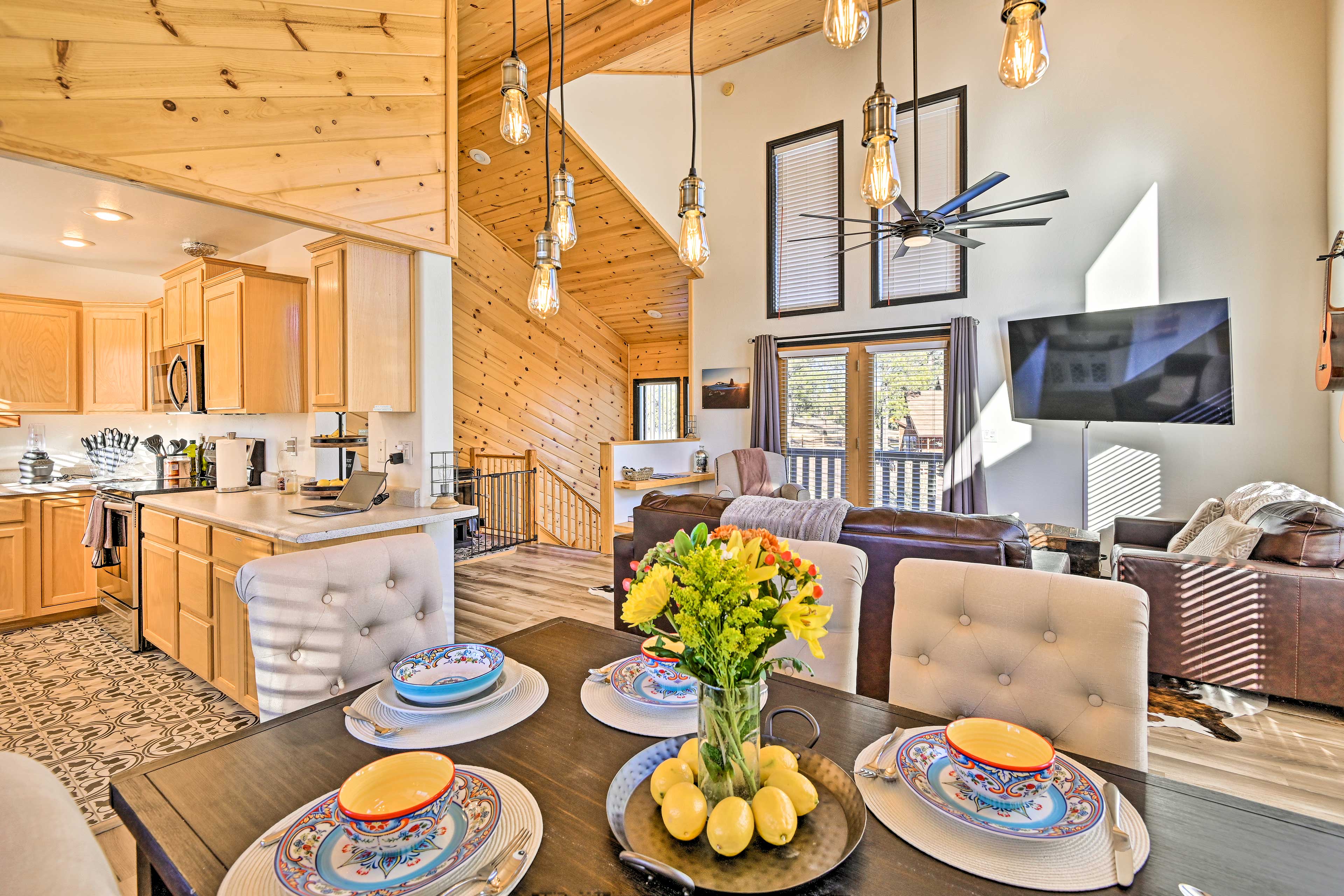 Dining Area | Fully Equipped Kitchen