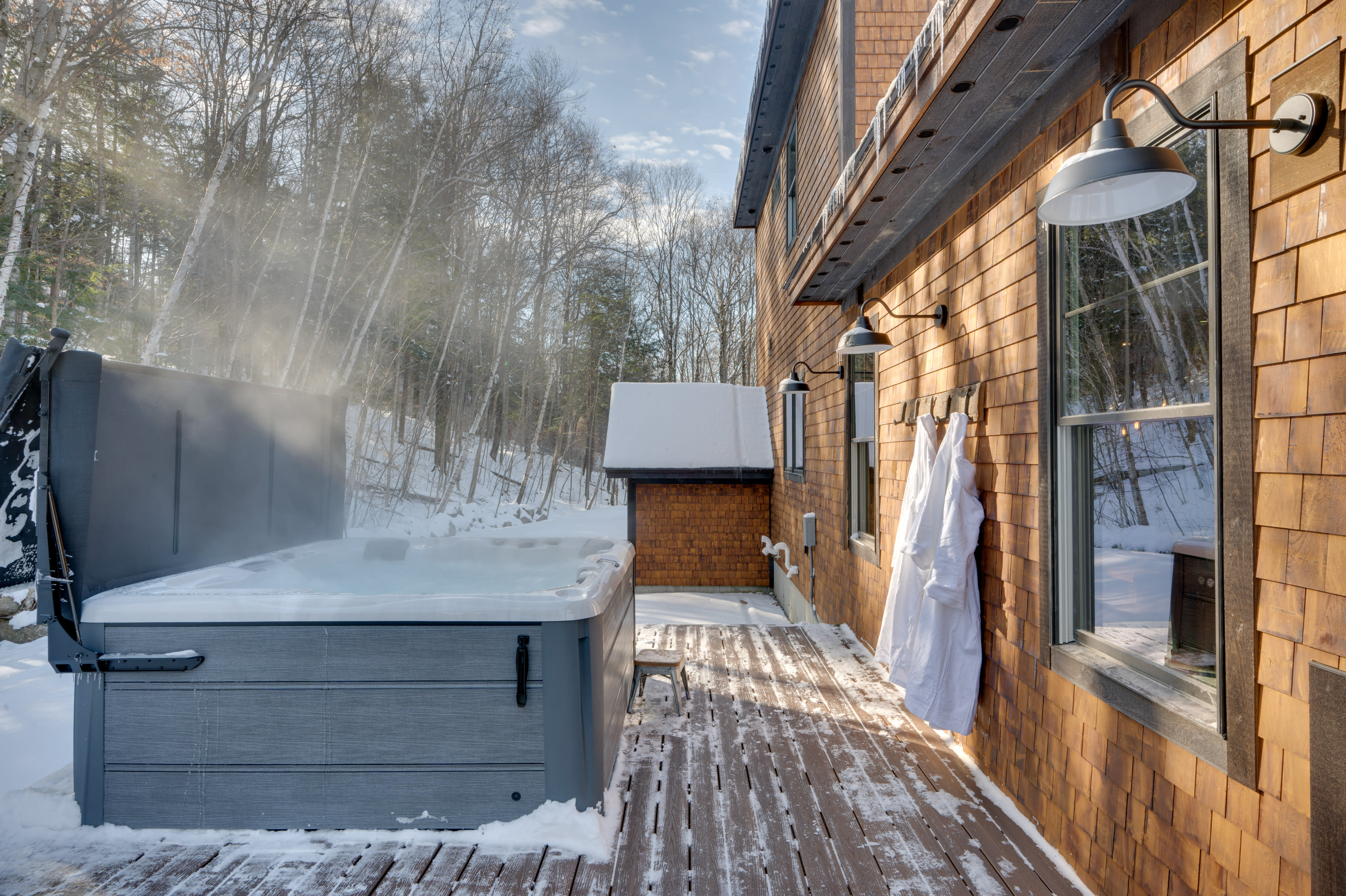 Deck | Private Hot Tub