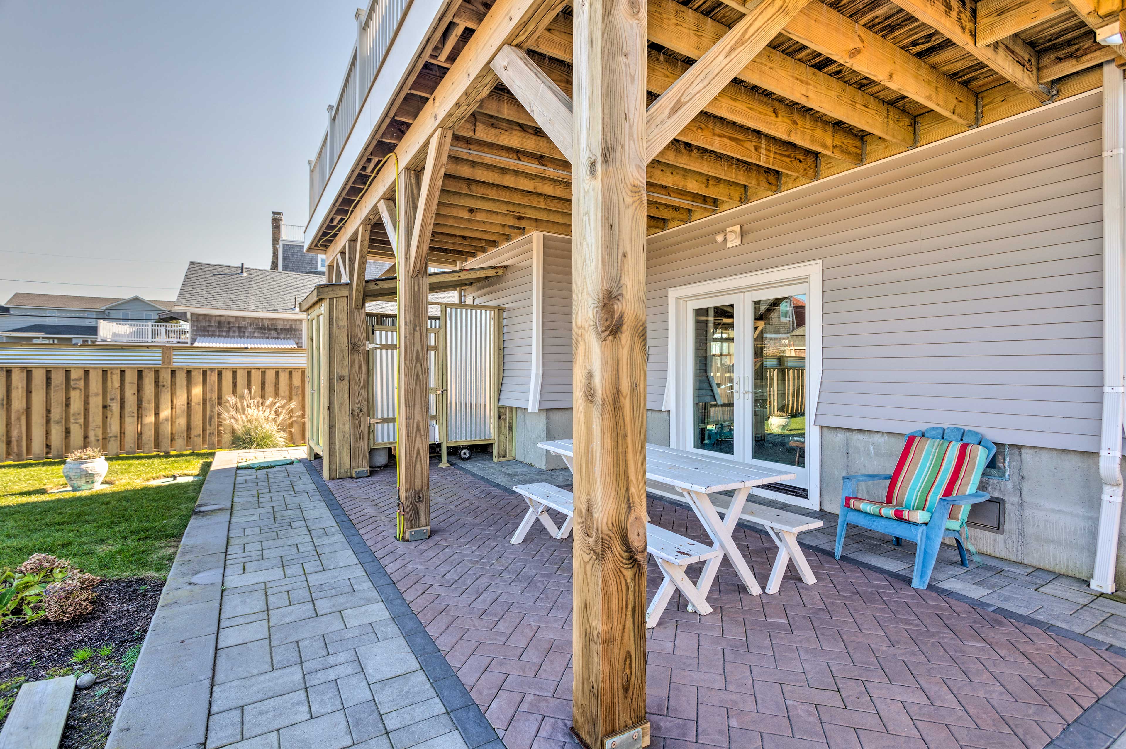 Patio | Outdoor Shower