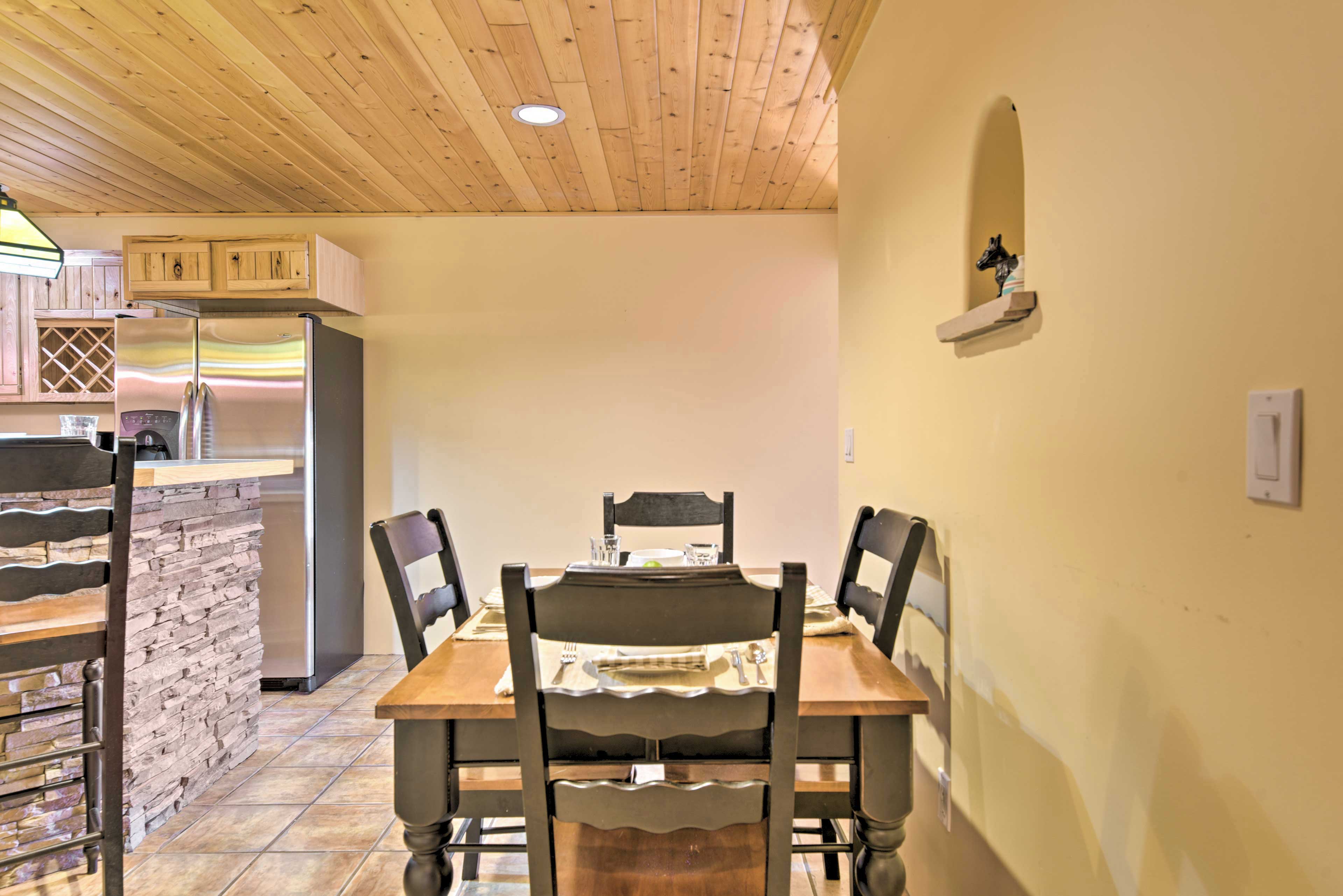 Dining Area | High Chair Available