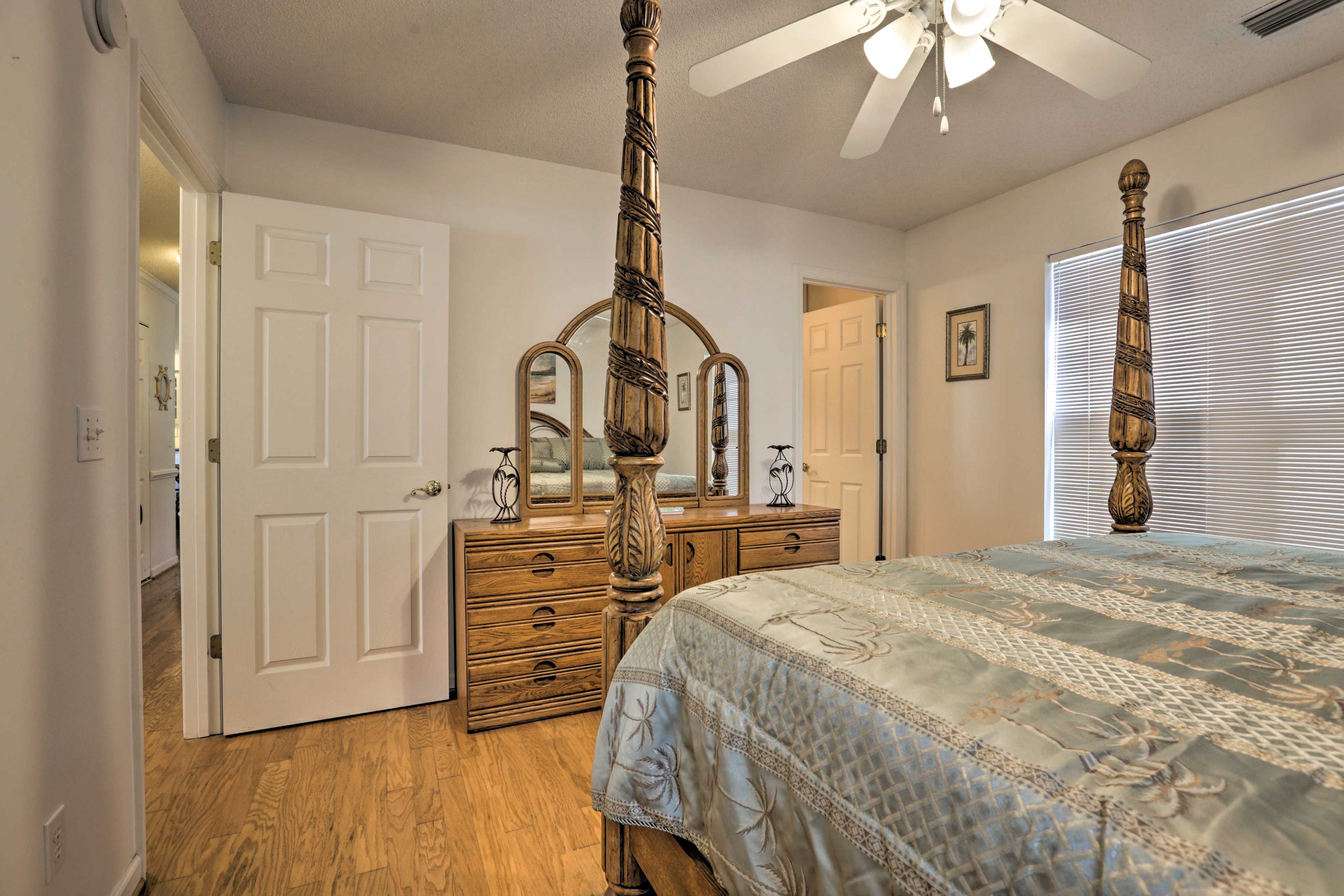 Bedroom 2 | En-Suite Bathroom